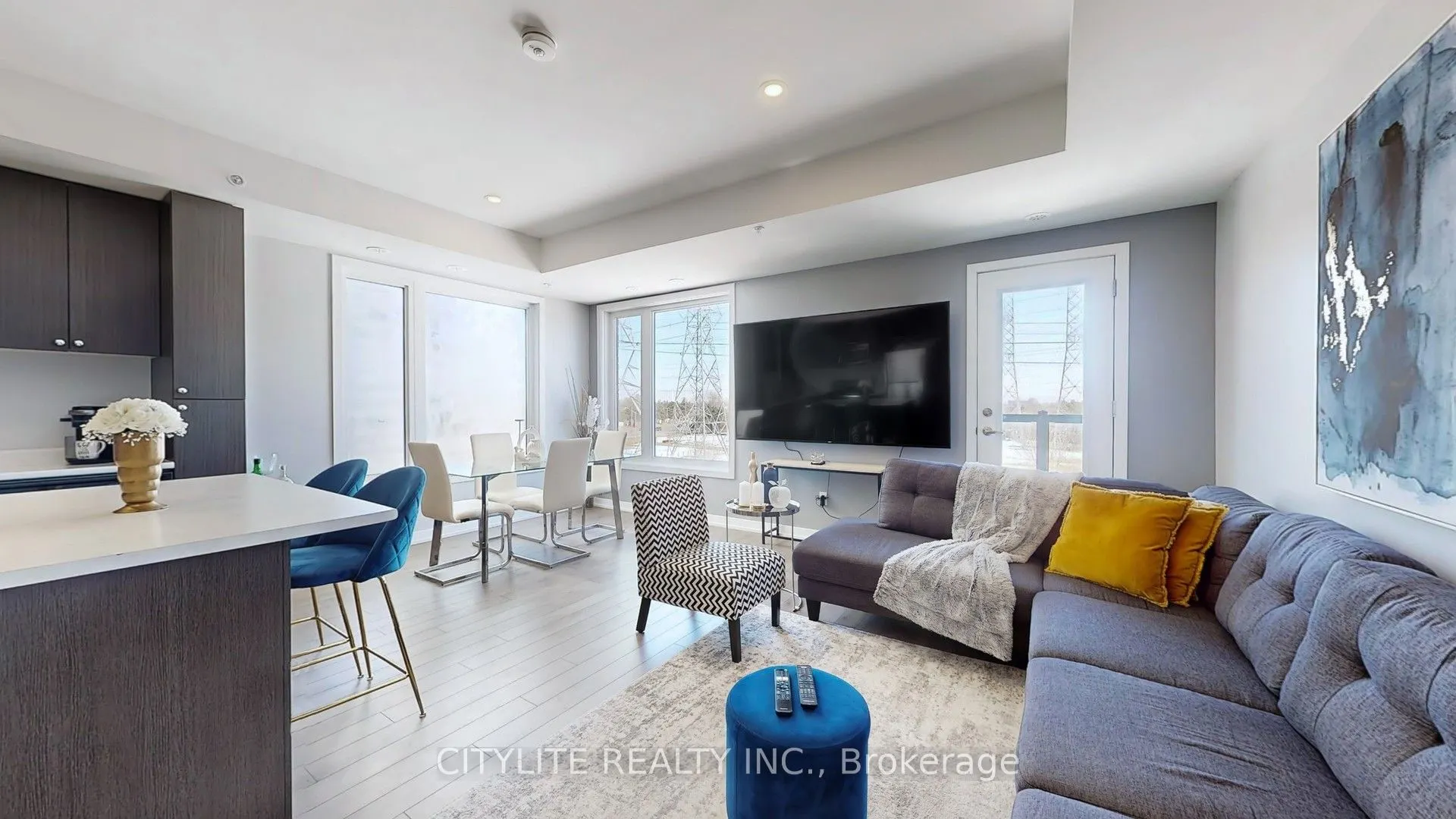 1555 Kingston Road, #313