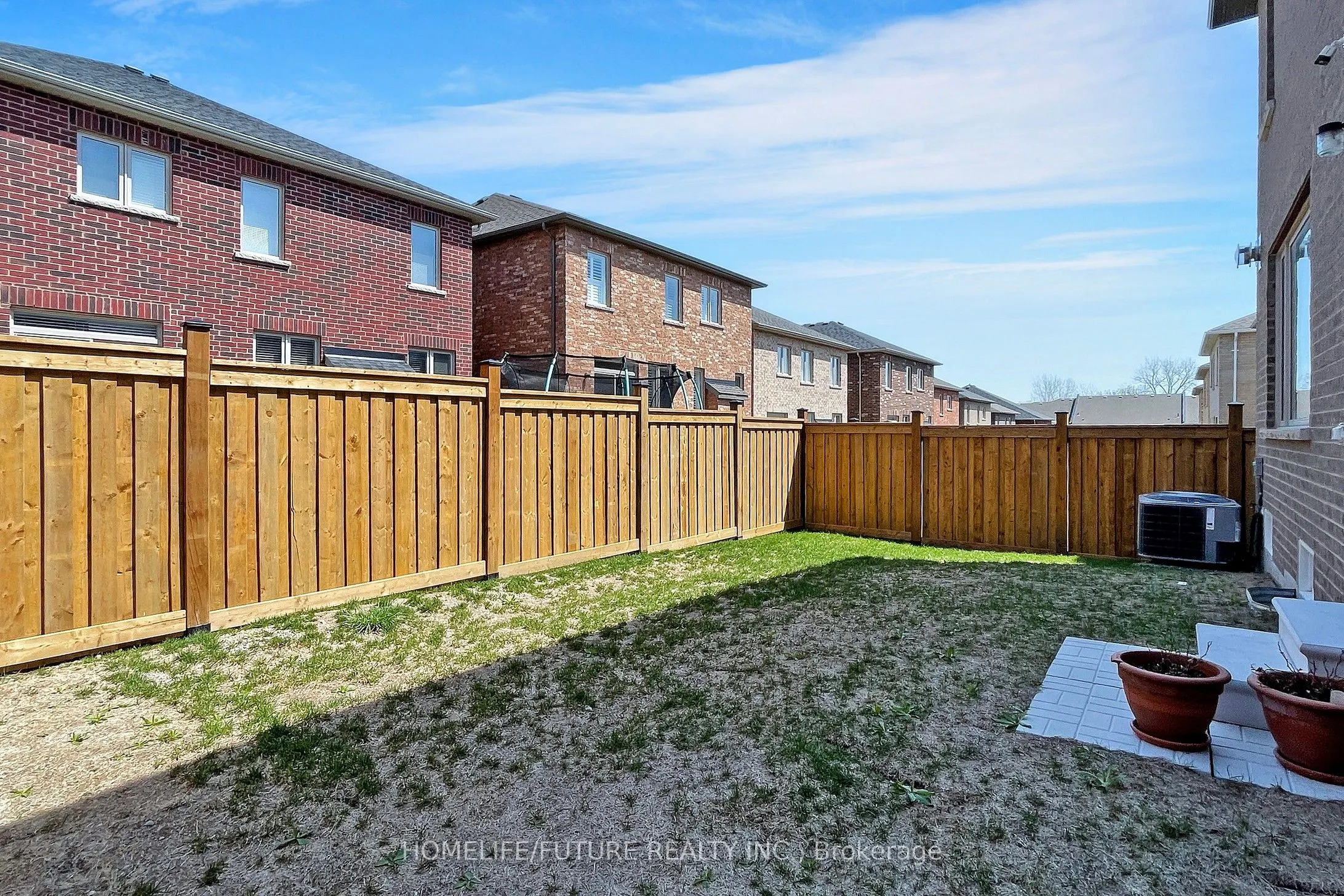 1101 Sepia Square, #Main & 2 flr