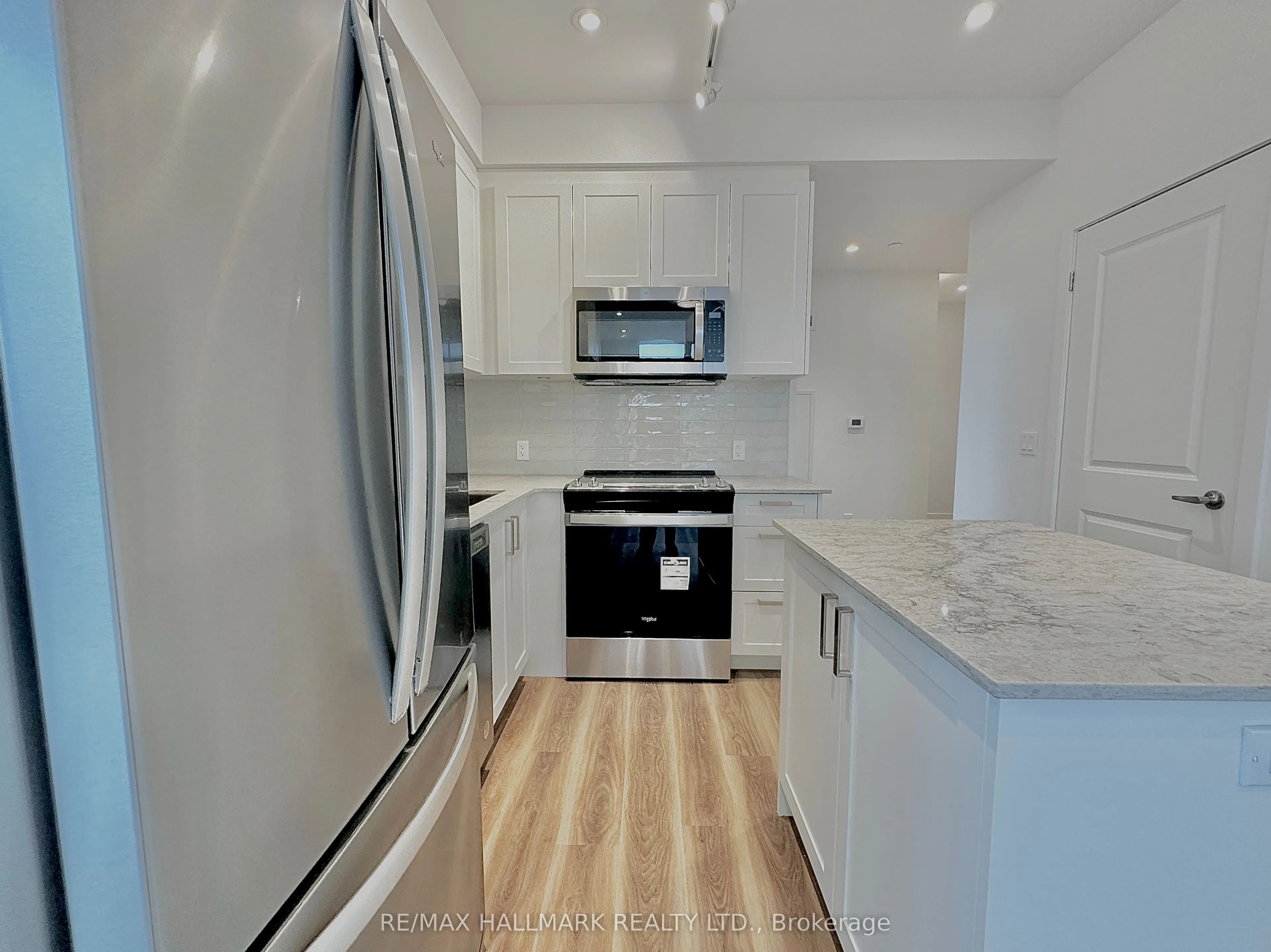 1010 Dundas Street E, #504
