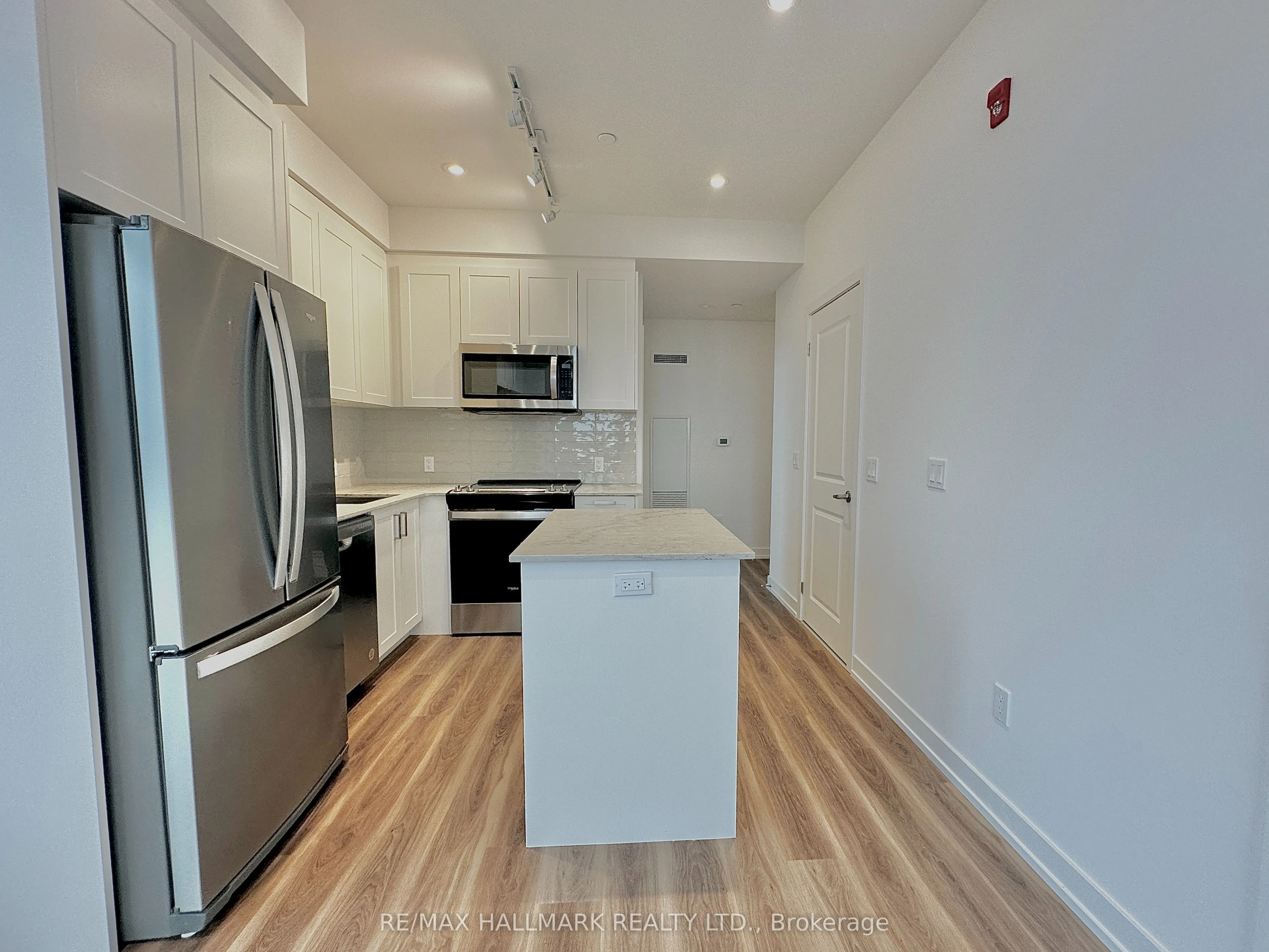 1010 Dundas Street E, #504