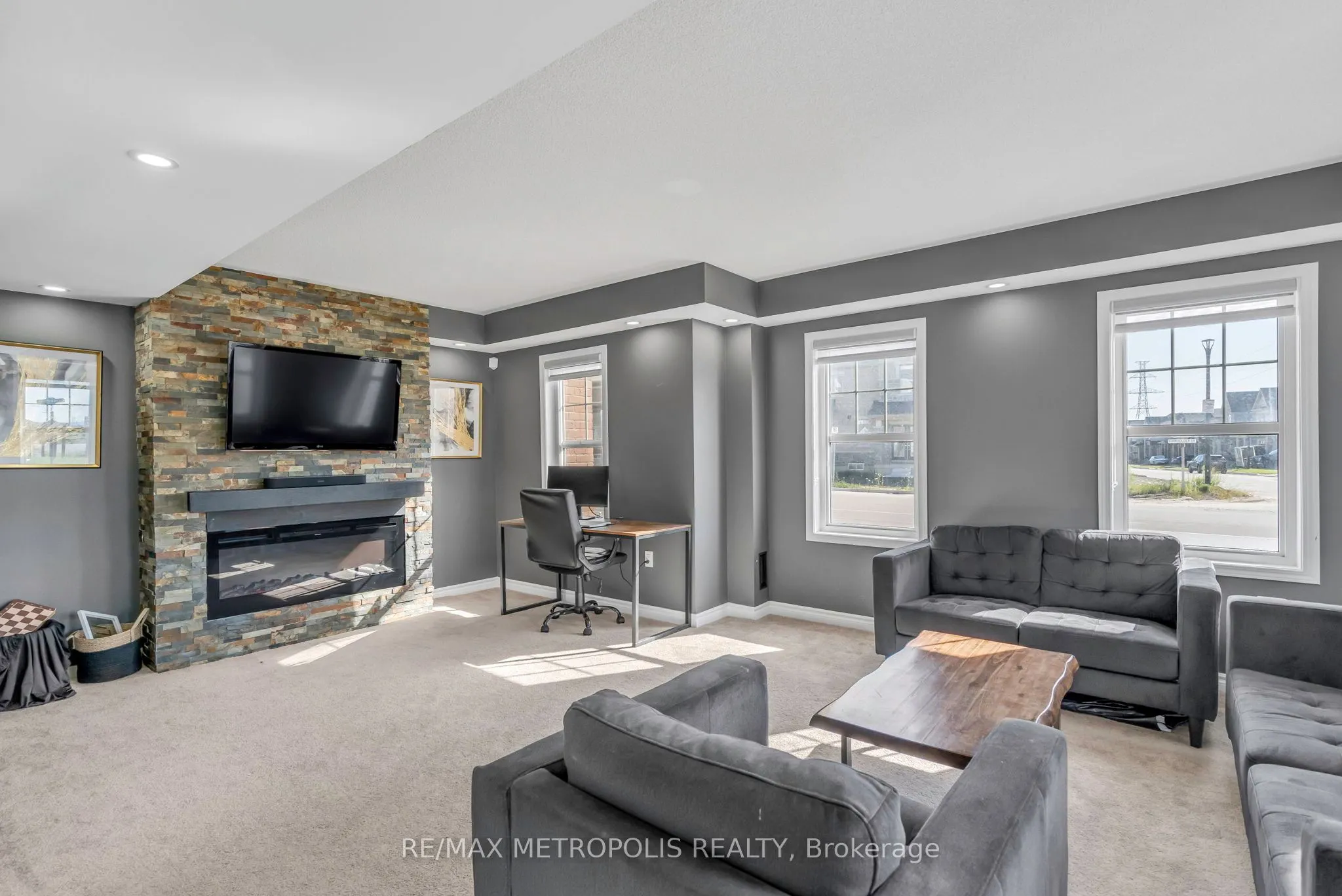 2700 Burkholder Drive