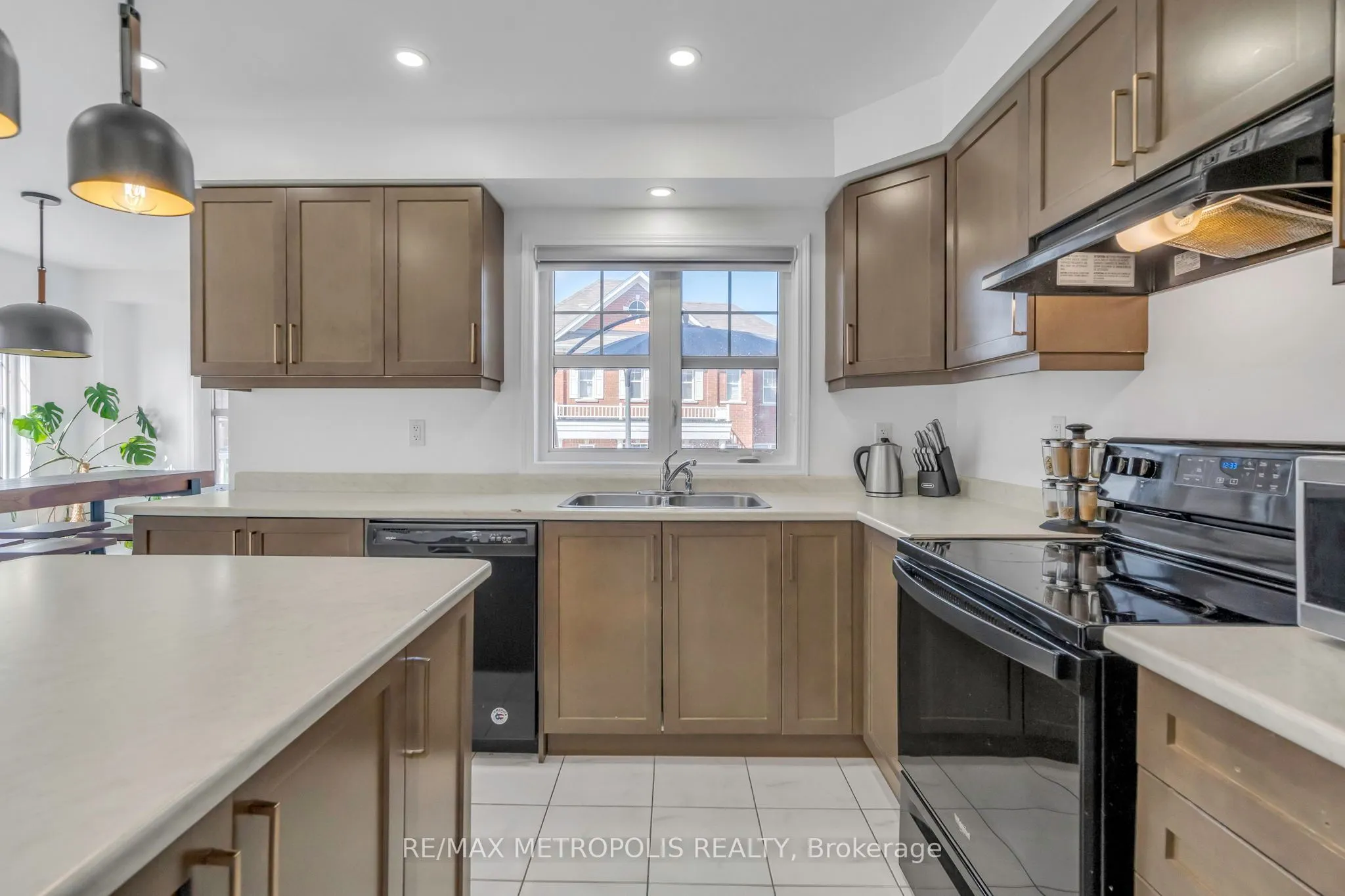 2700 Burkholder Drive