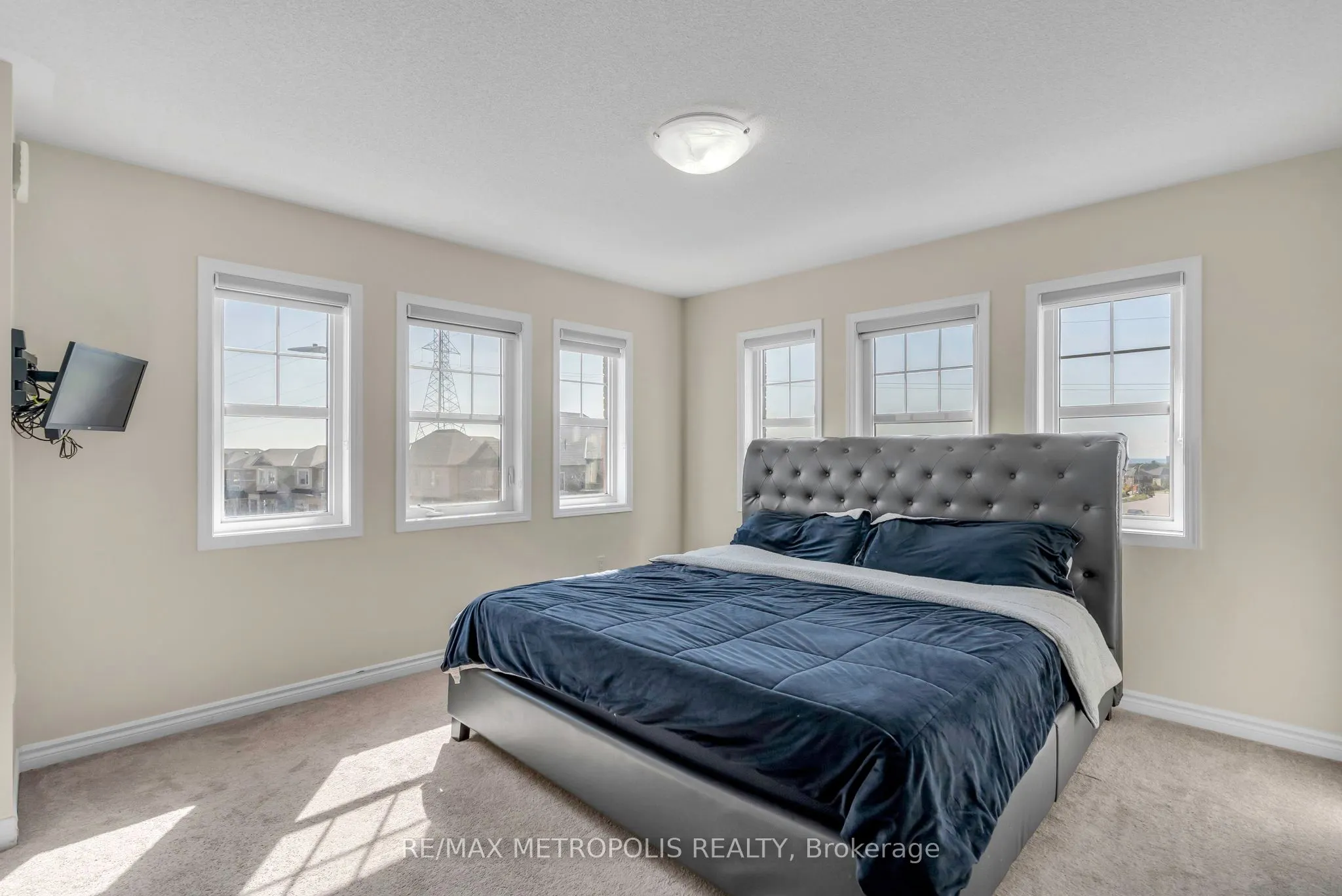 2700 Burkholder Drive