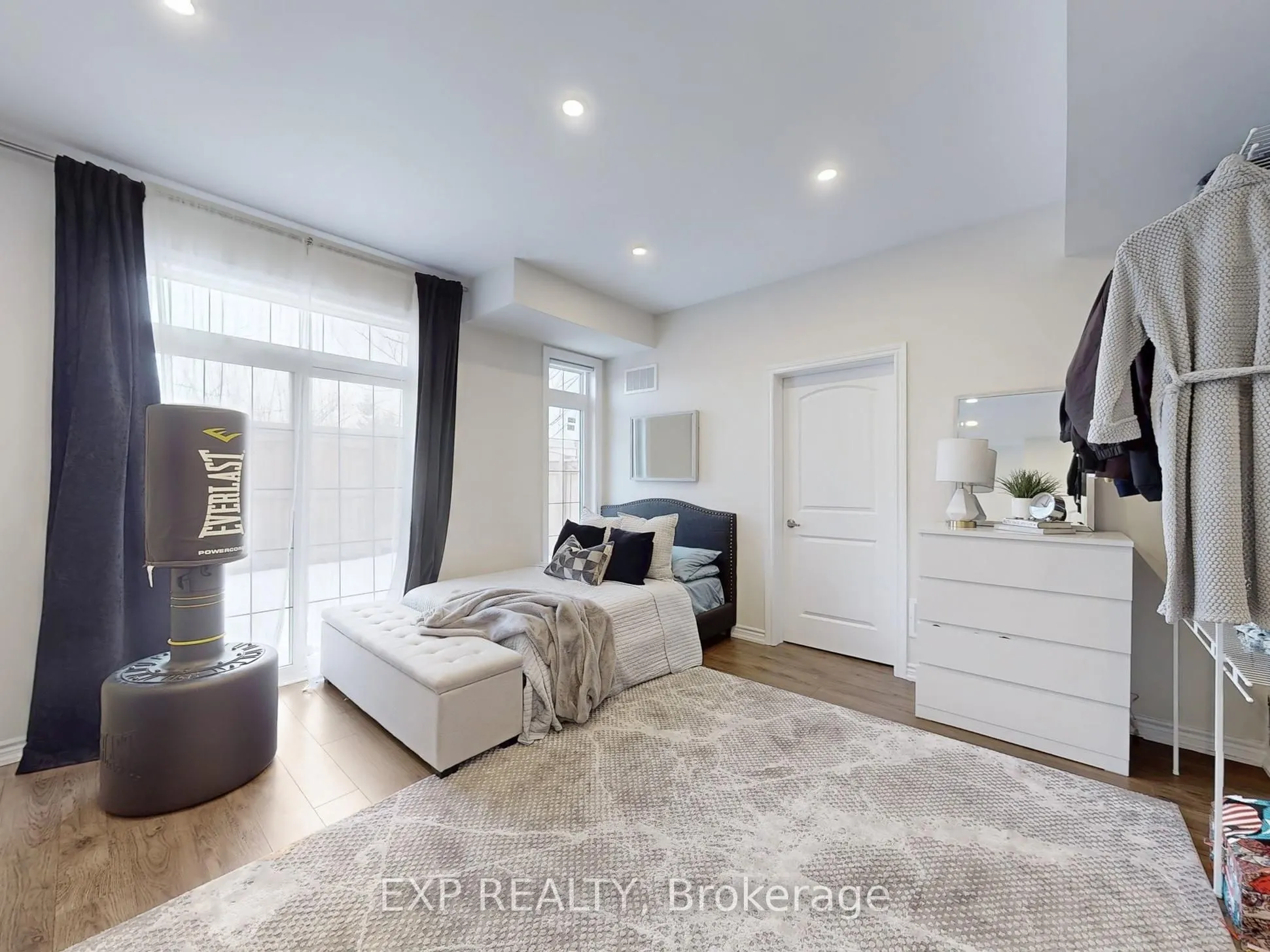 13 Seagrave Lane
