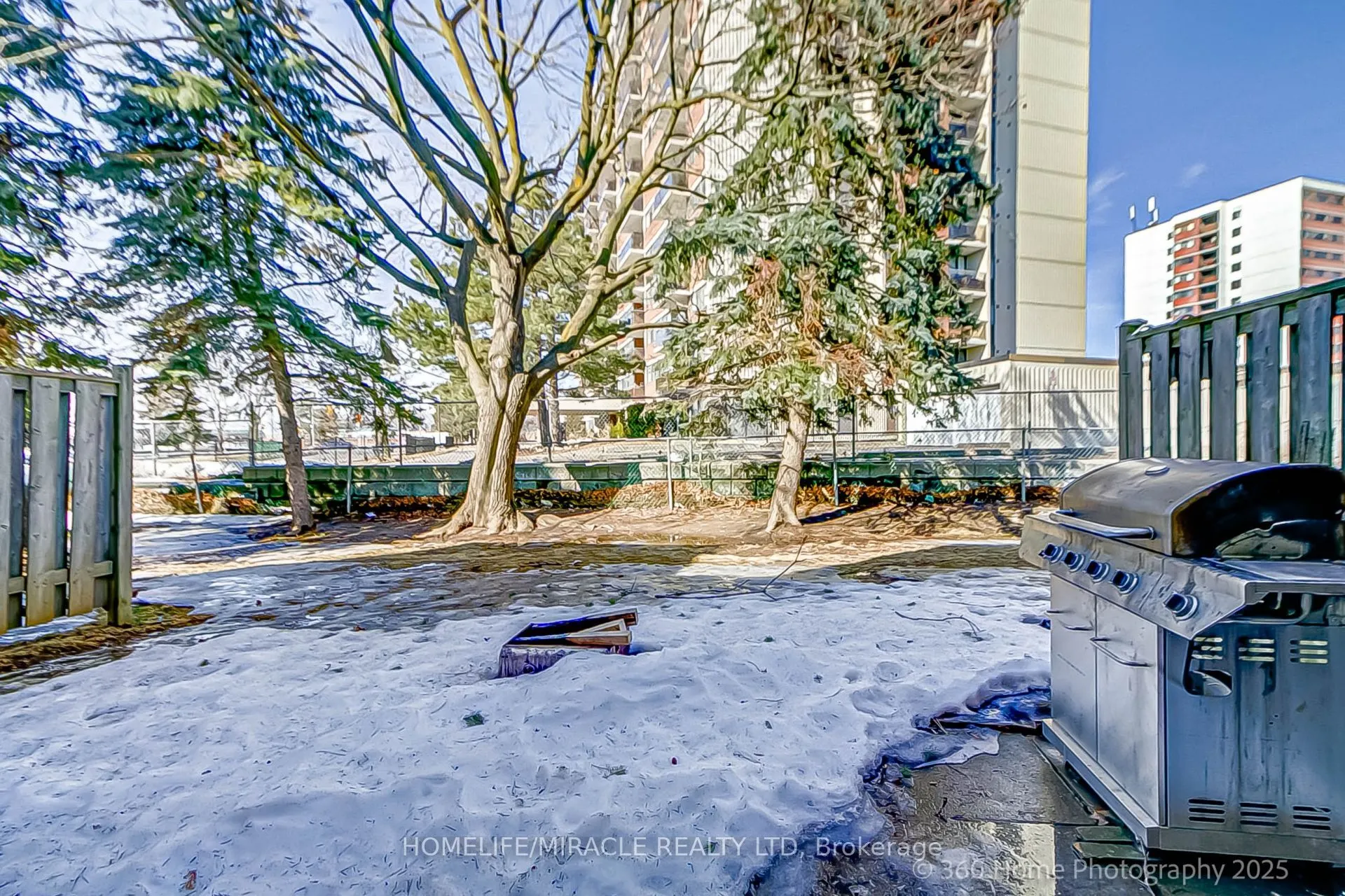 75 Blackwell Avenue, #8