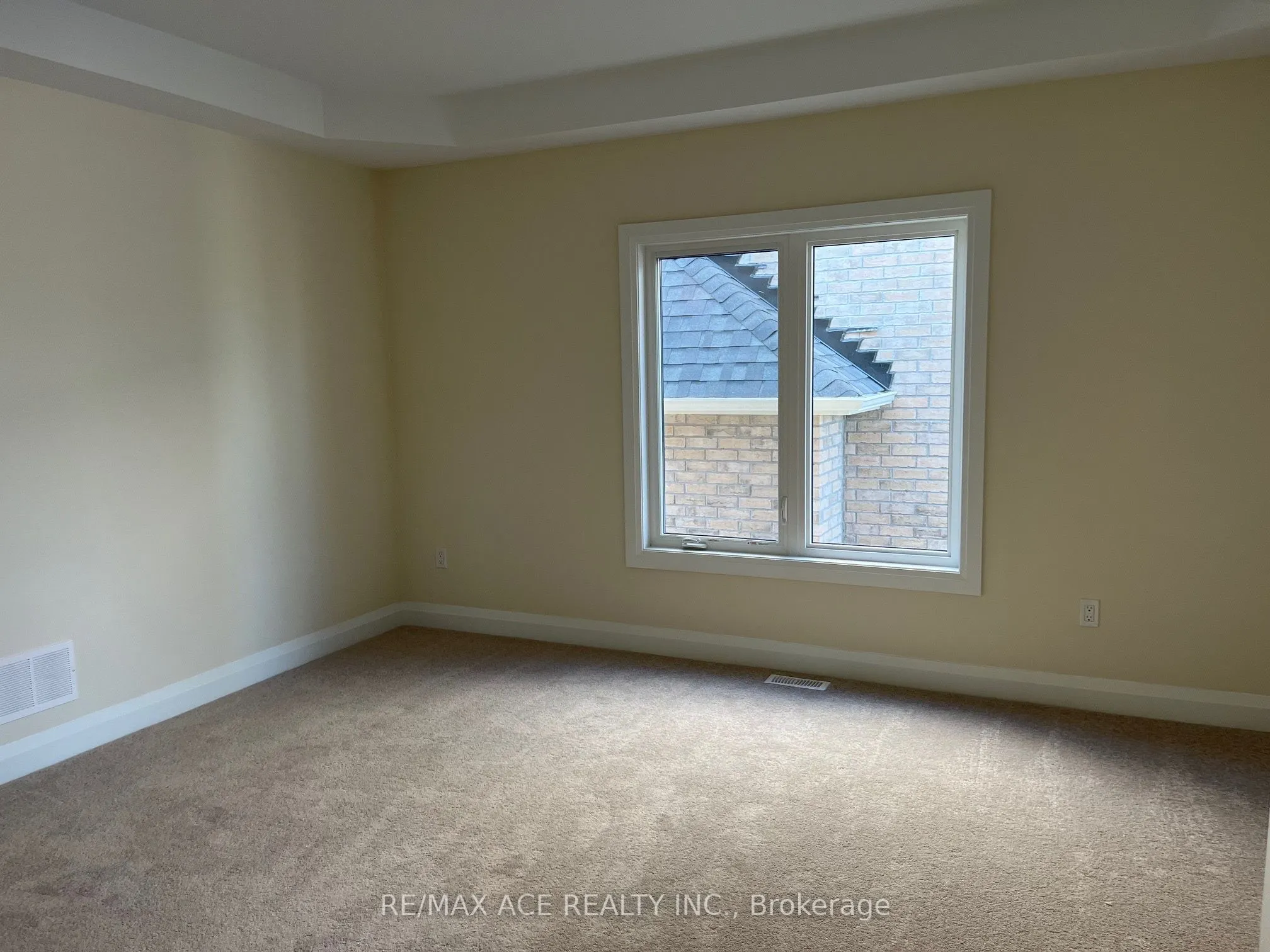 63 Robin Trail