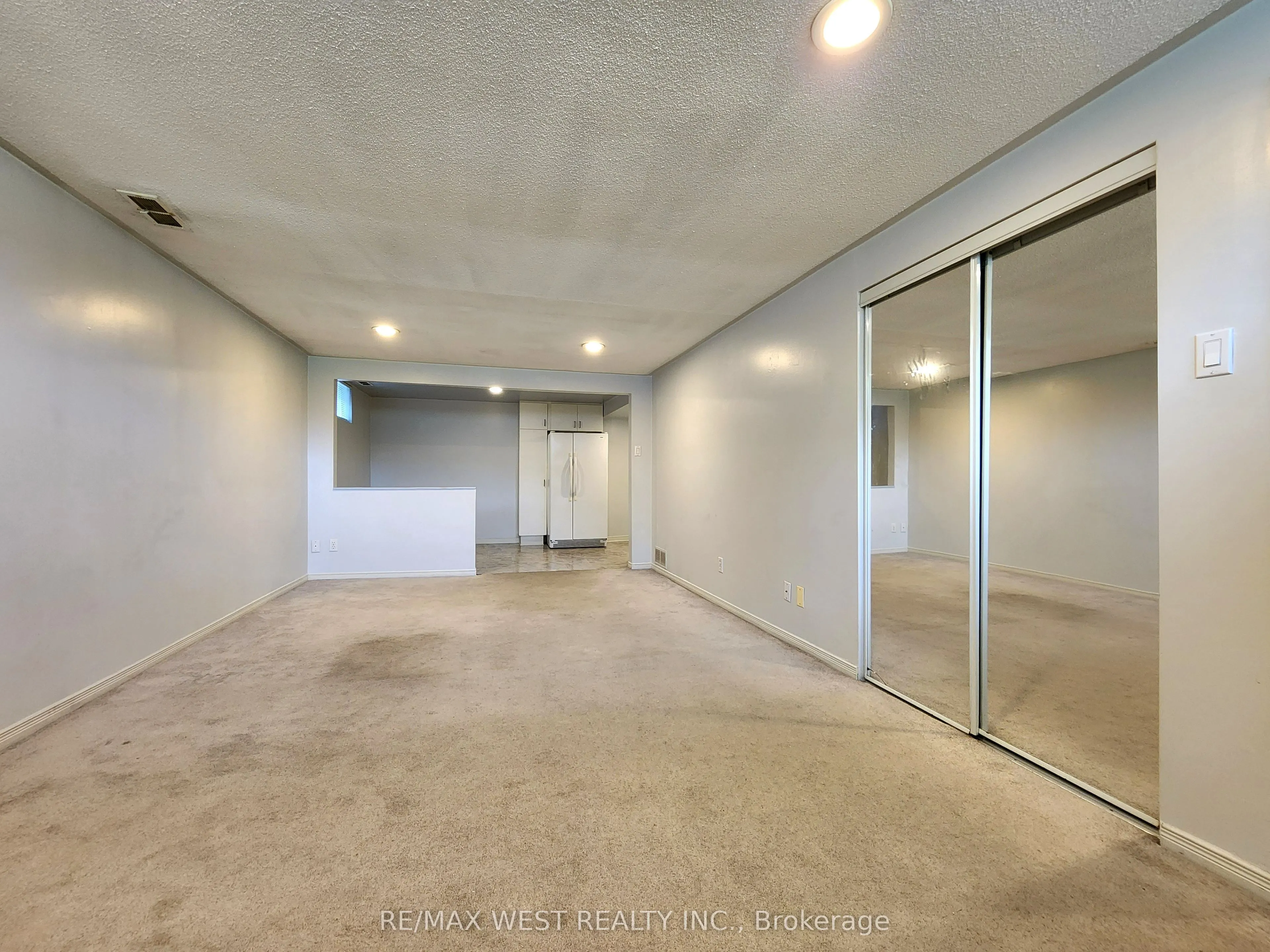 5 Cora Crescent, #BSMT