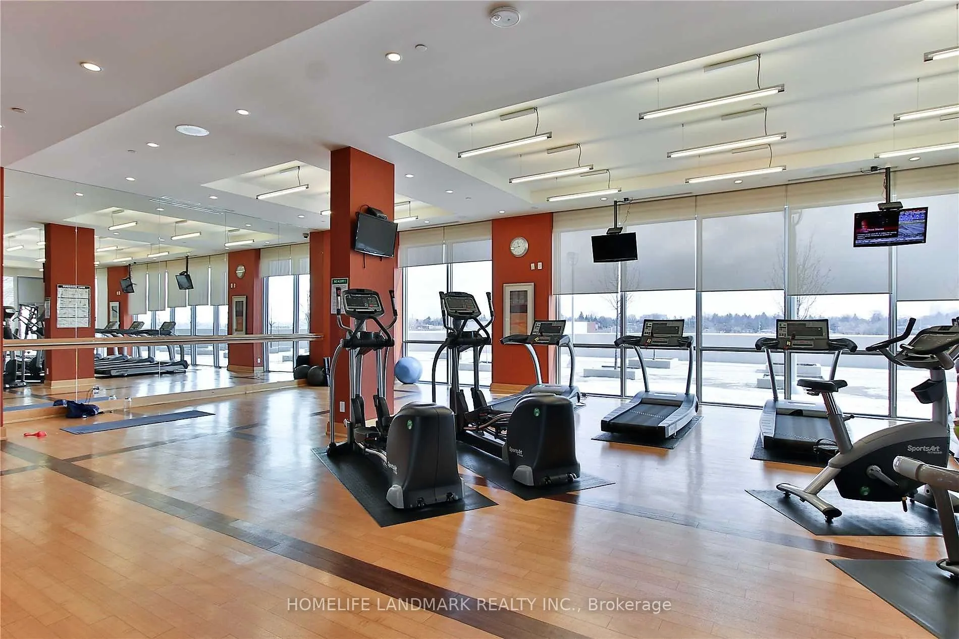 181 Village Green Square, #2216