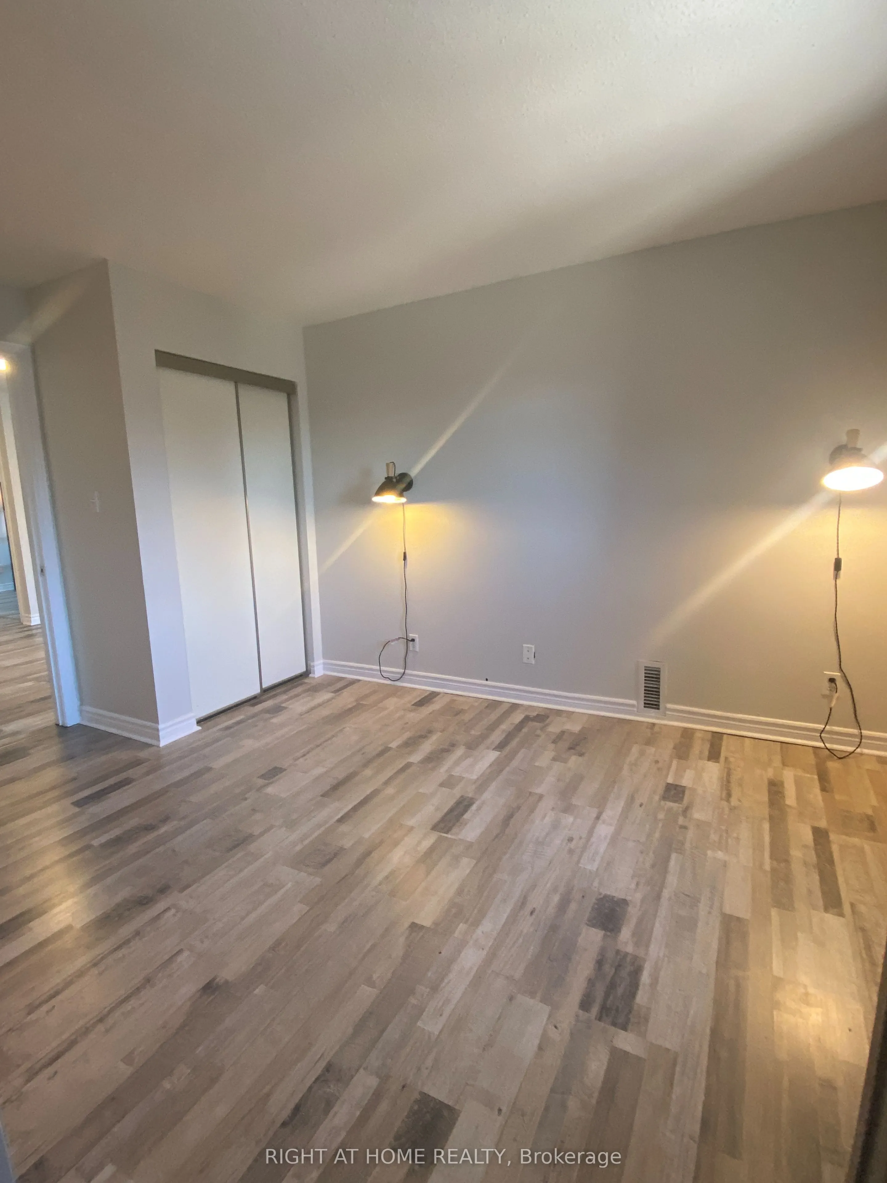 191 Lake Driveway Drive W, #413
