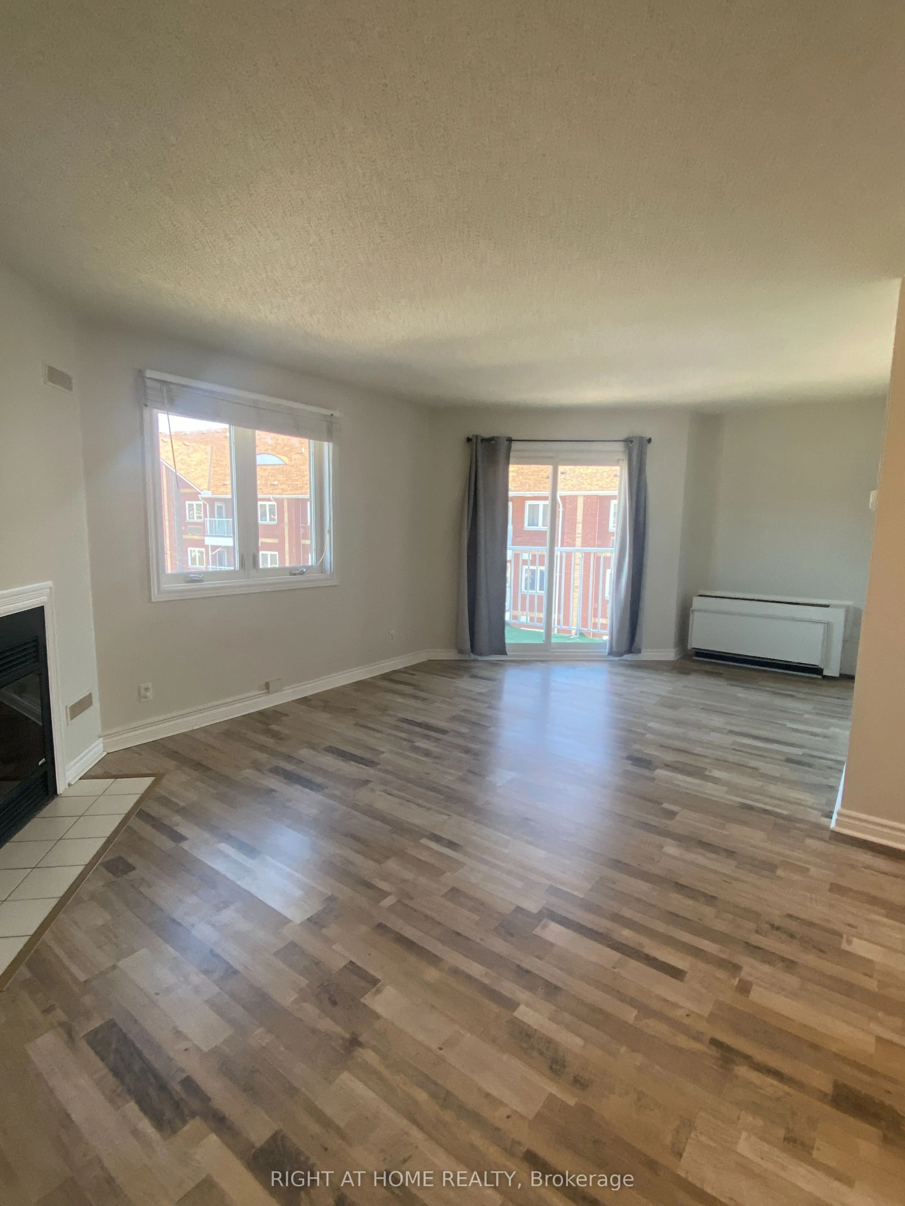 191 Lake Driveway Drive W, #413