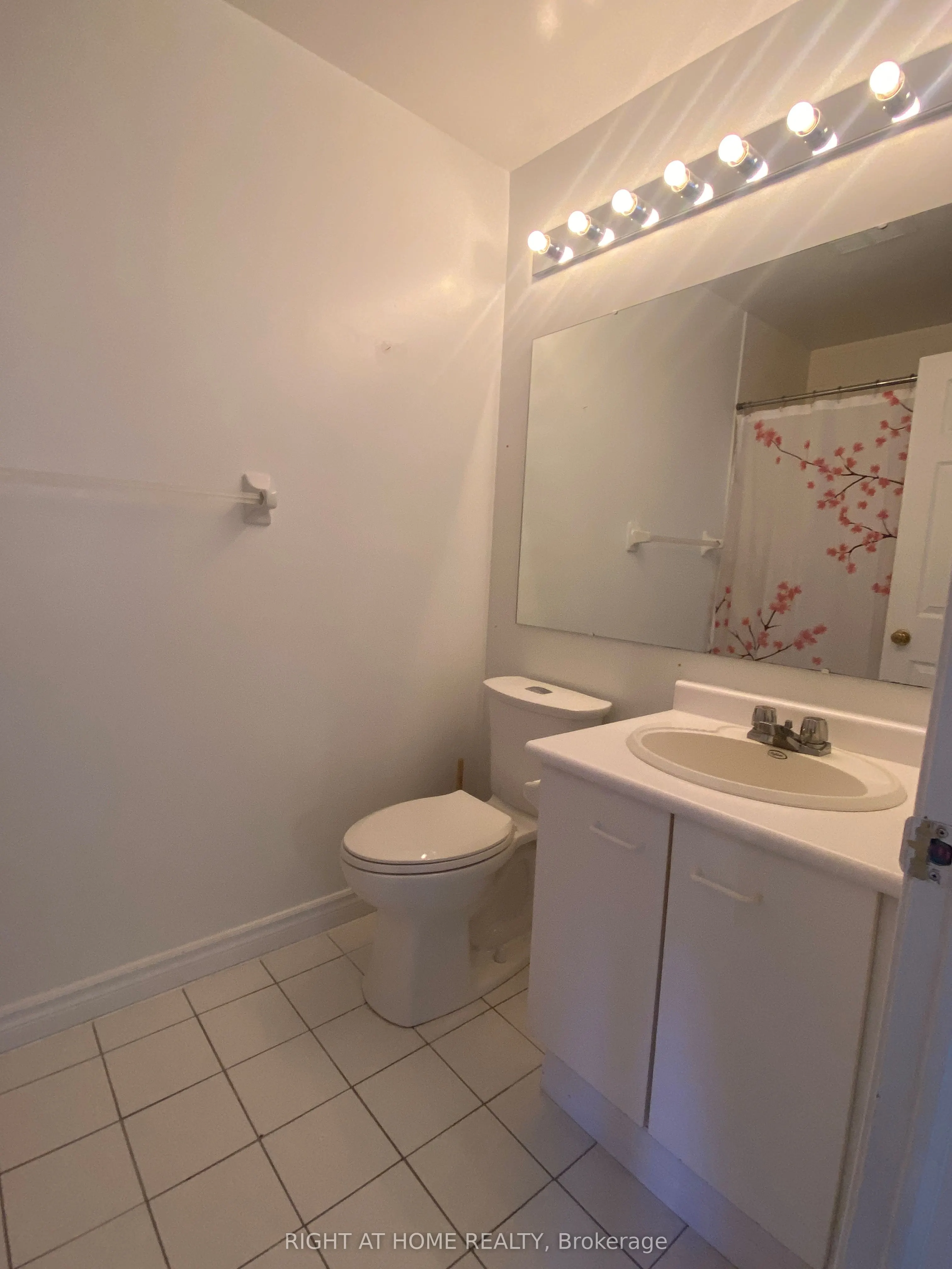 191 Lake Driveway Drive W, #413