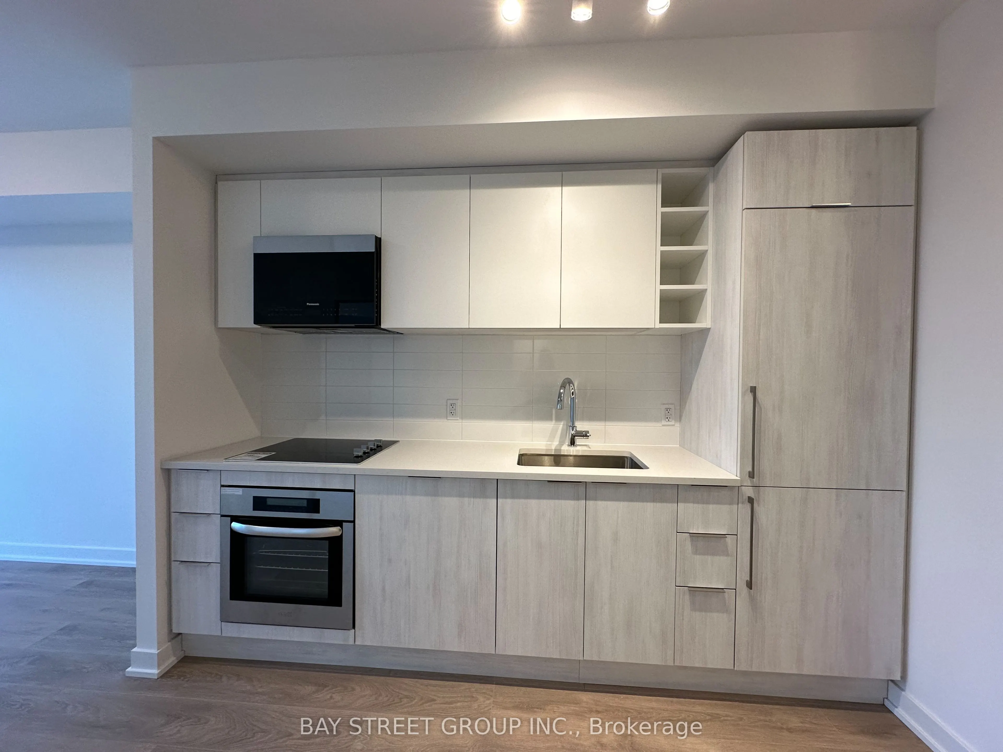 2031 Kennedy Road, #2718