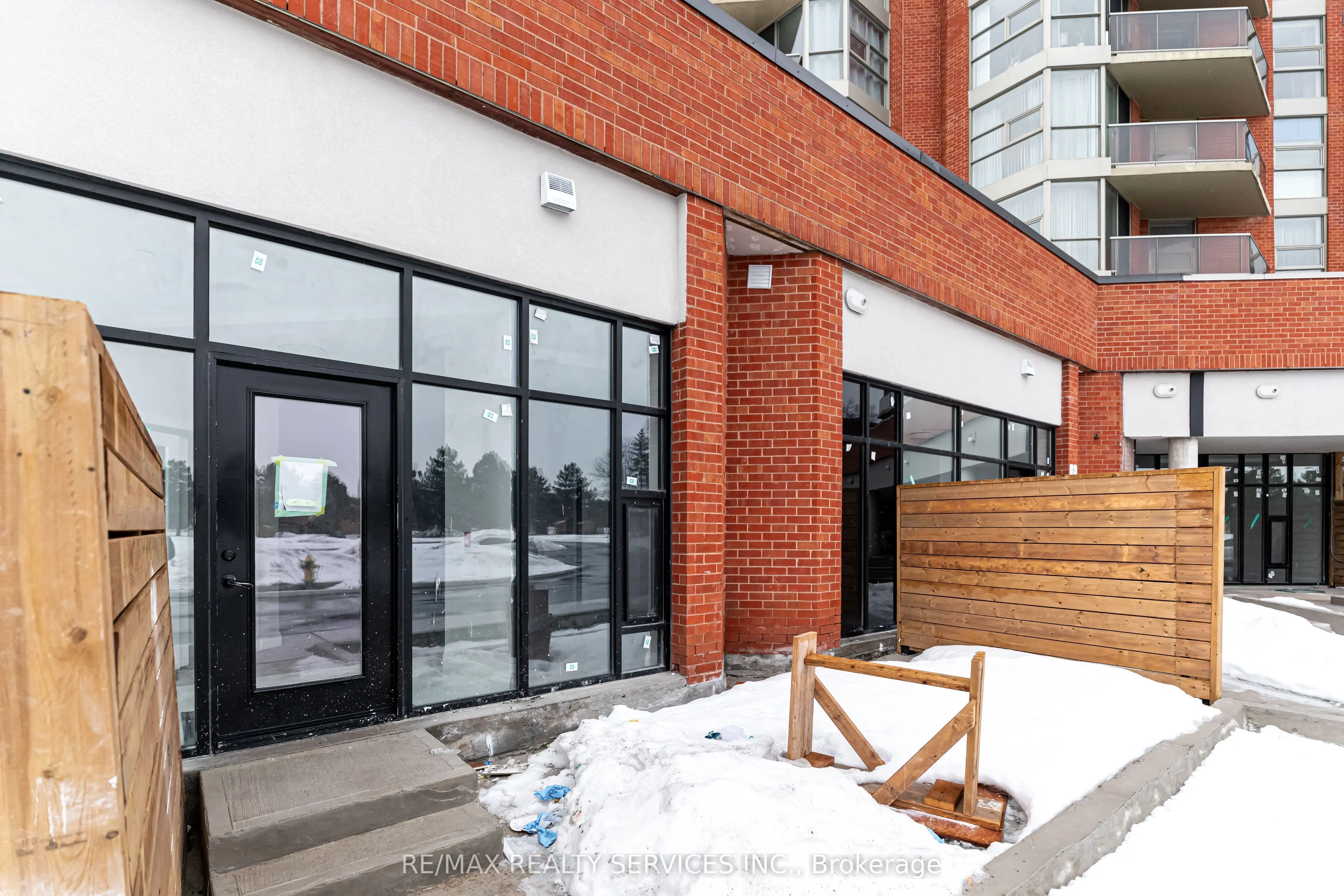 30 DEAN PARK Road, ##9