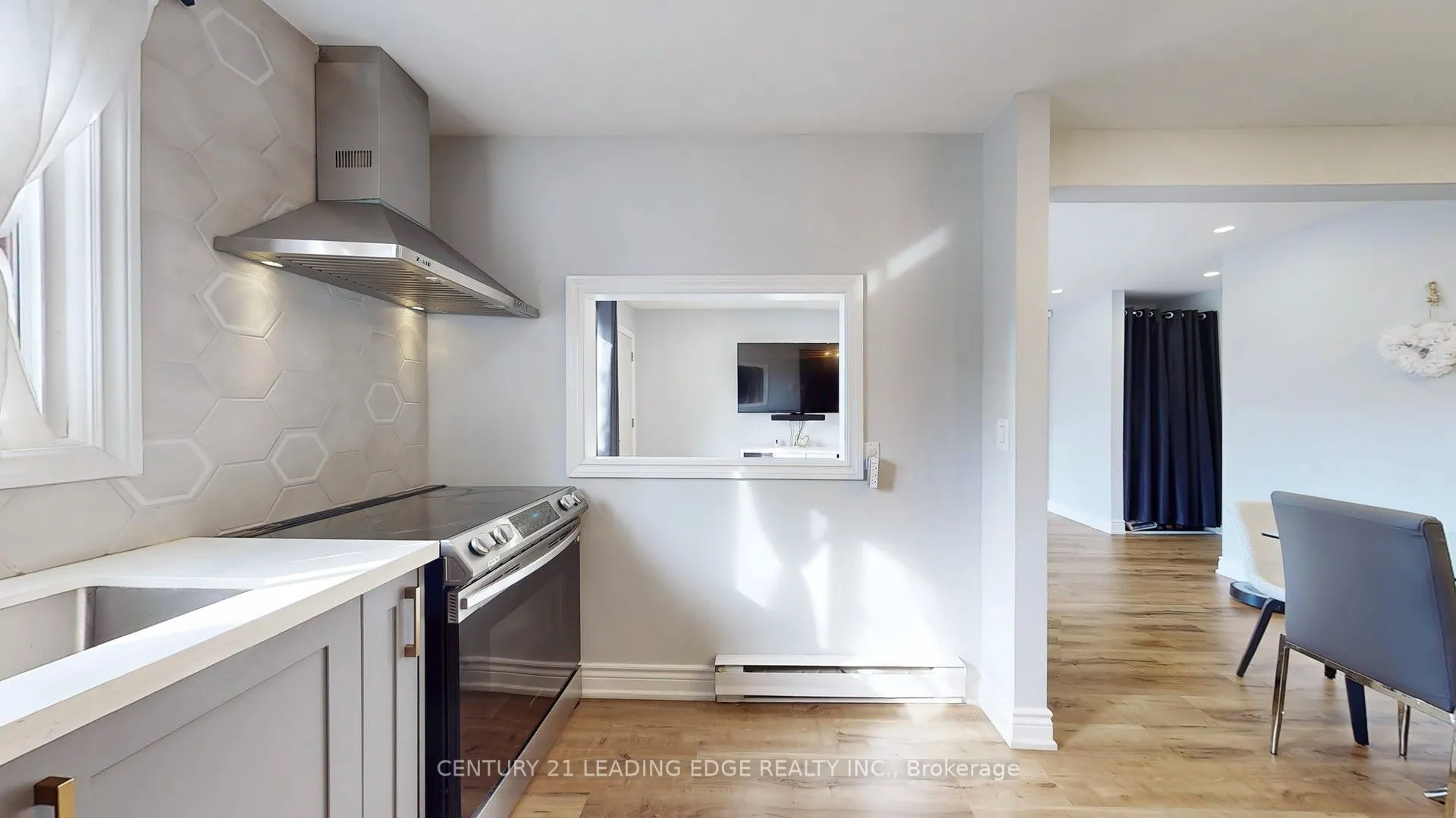 1100 Oxford Street, #118