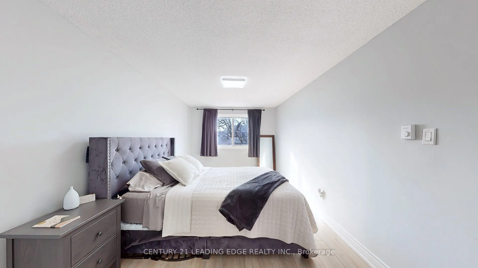 1100 Oxford Street, #118