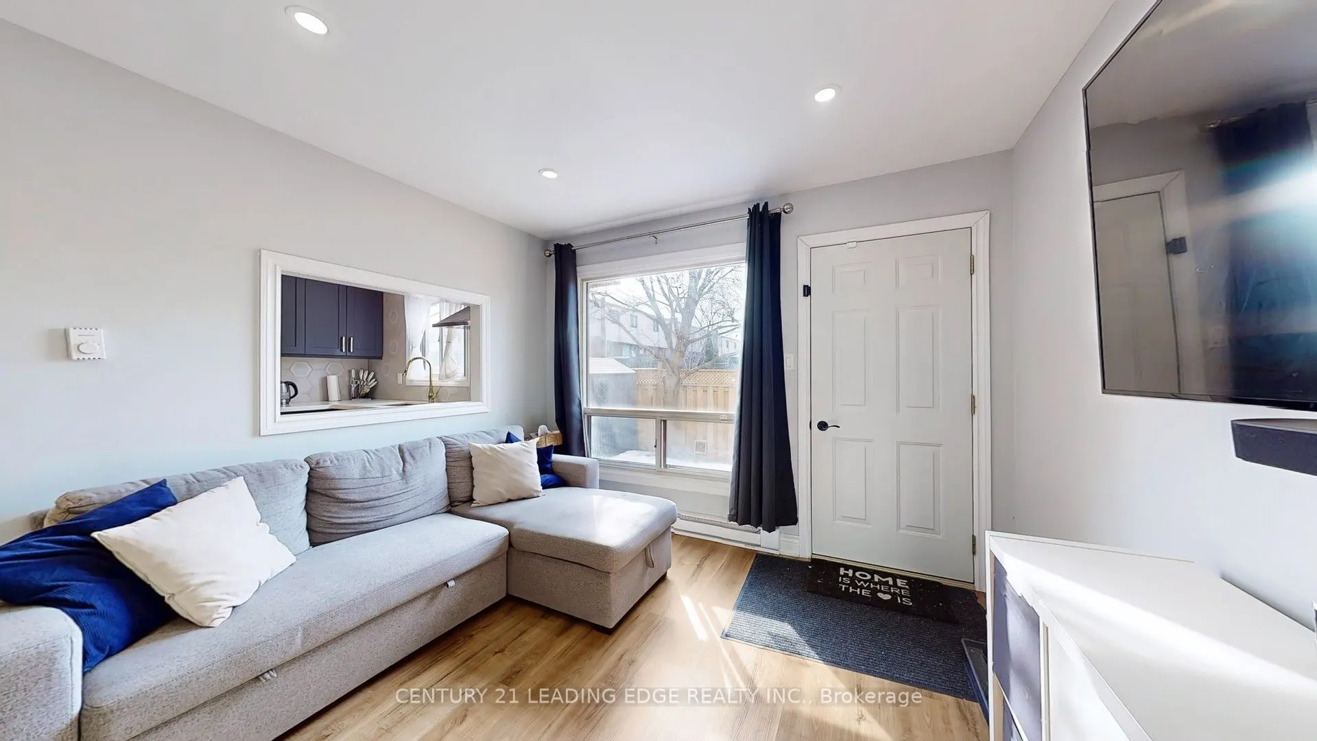 1100 Oxford Street, #118
