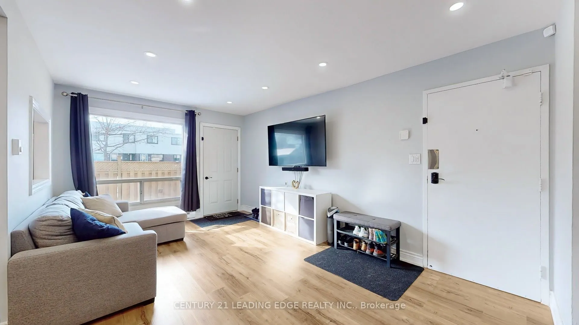 1100 Oxford Street, #118