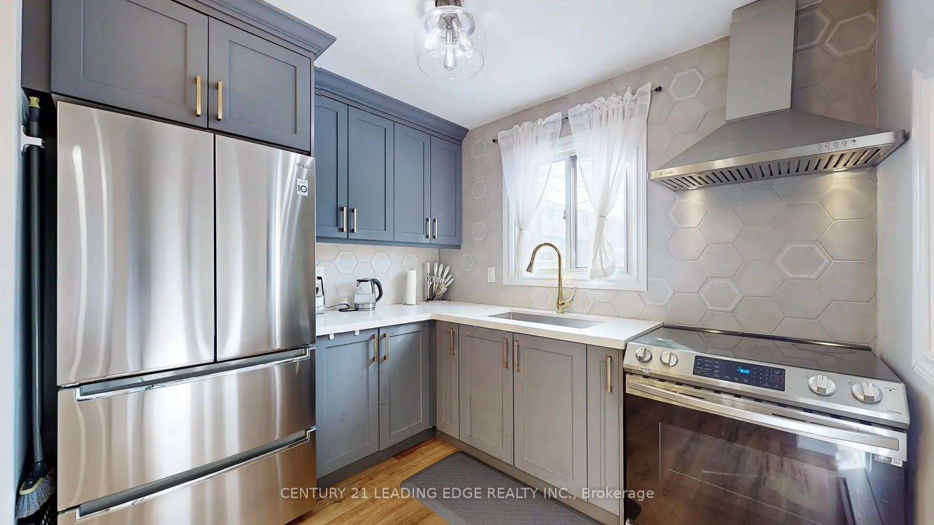 1100 Oxford Street, #118