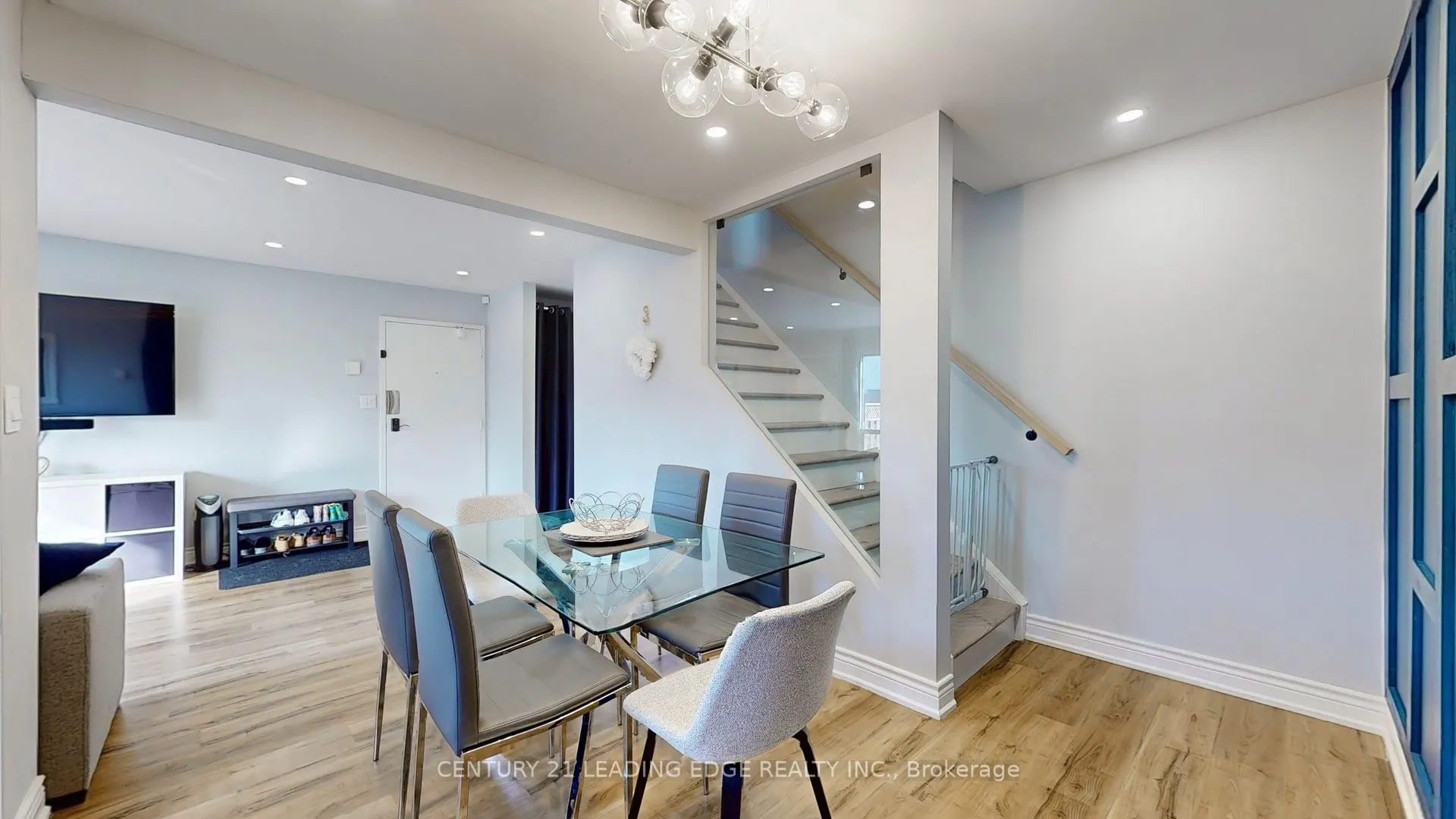 1100 Oxford Street, #118