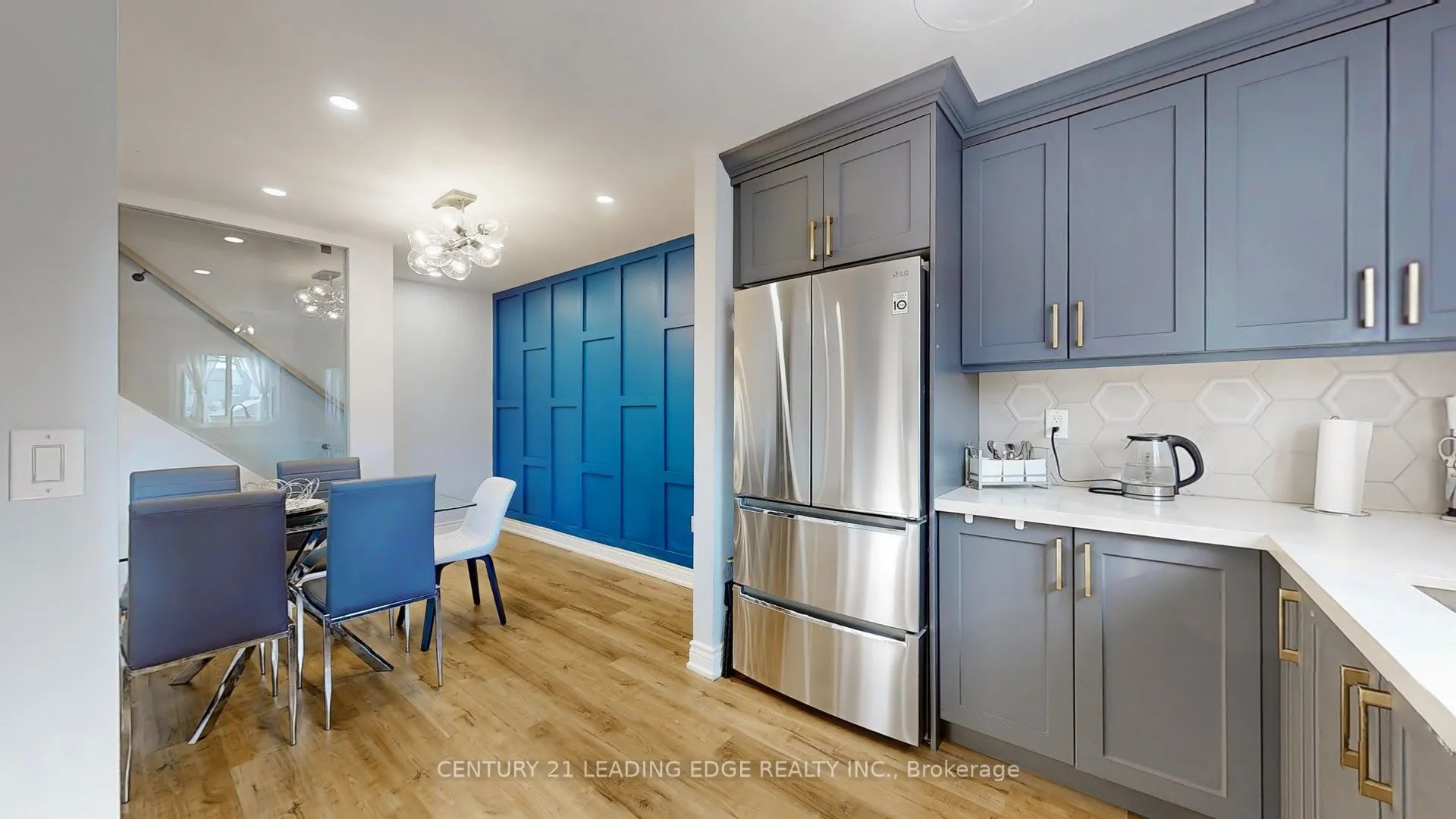 1100 Oxford Street, #118