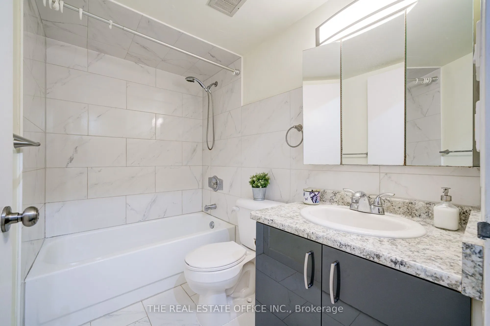 3050 Ellesmere Road, #310