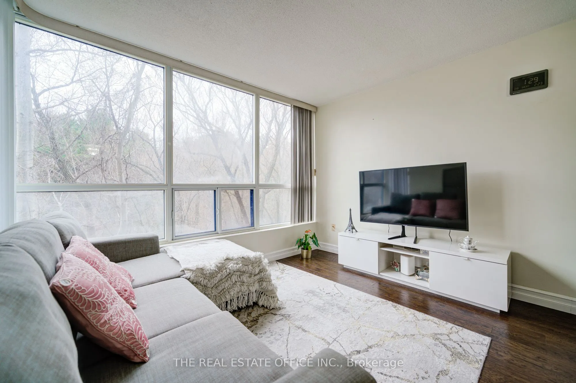 3050 Ellesmere Road, #310
