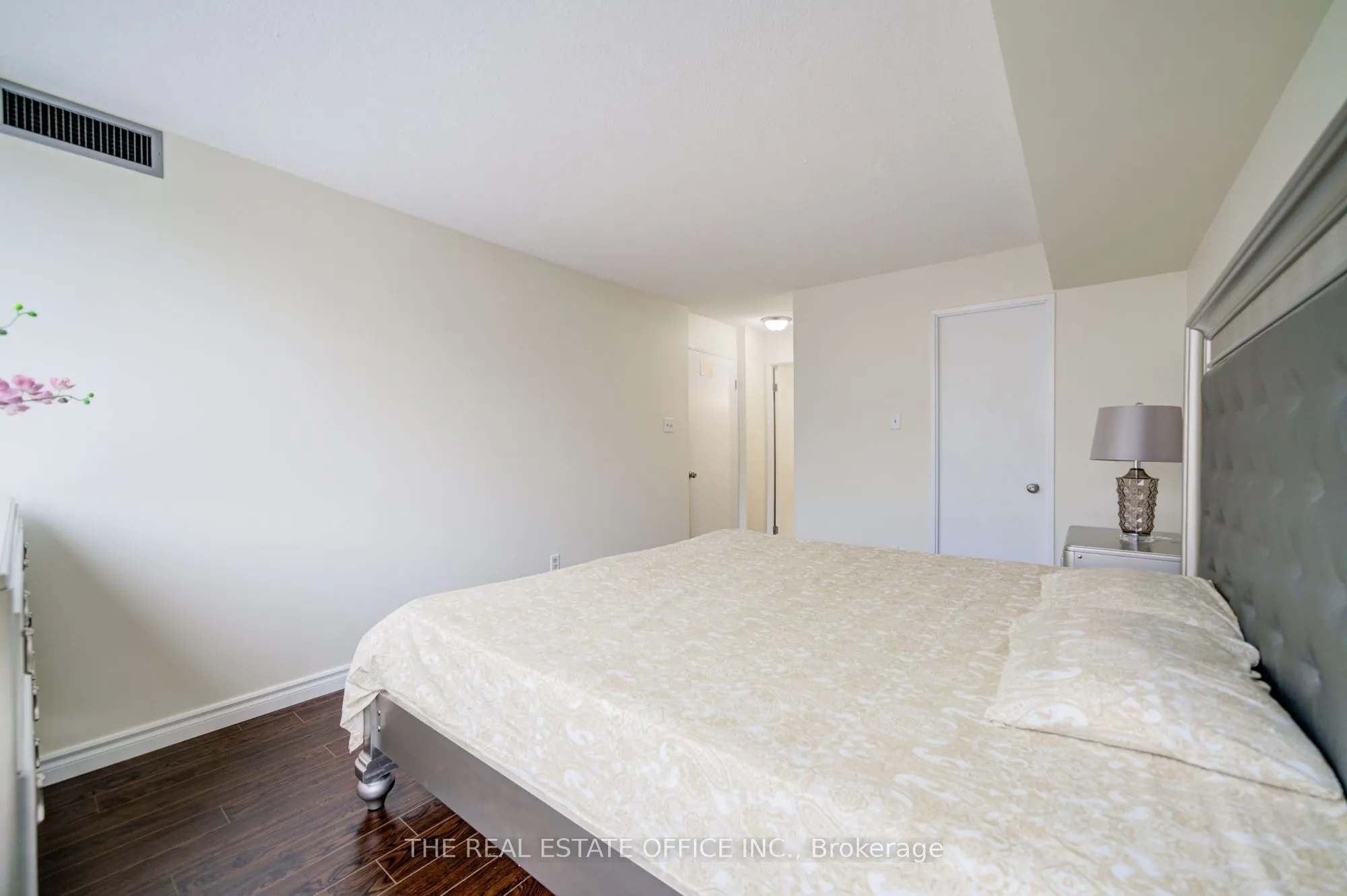 3050 Ellesmere Road, #310