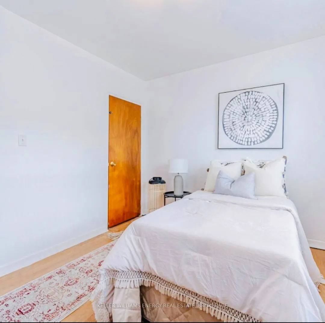 349 Frontenac Avenue, #Unit 2