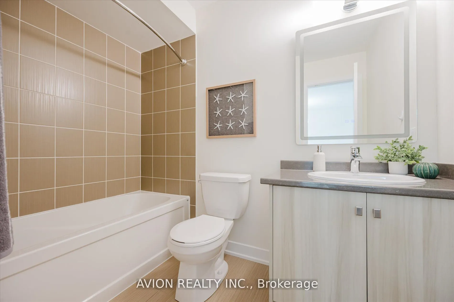 96 Donald Fleming Way N, #124