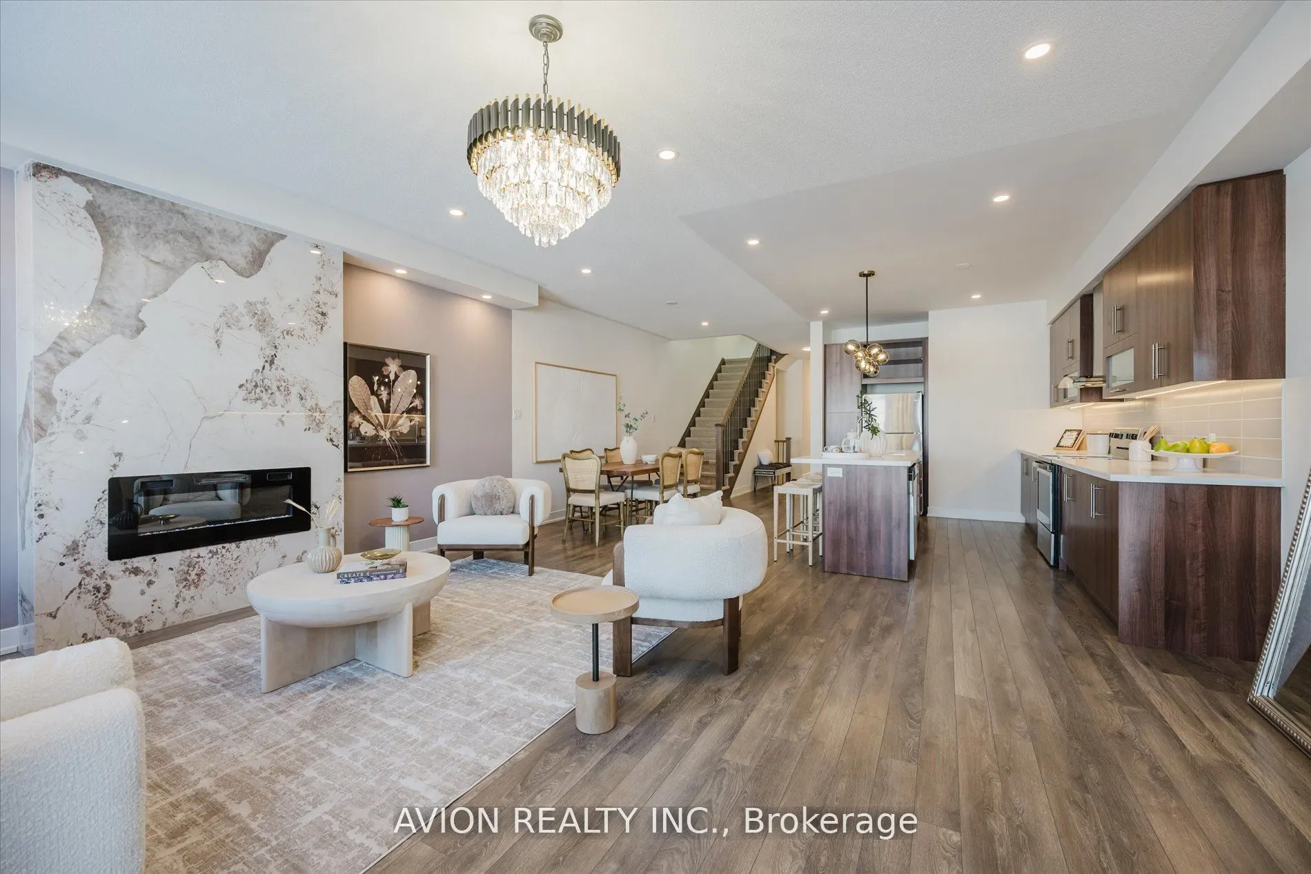 96 Donald Fleming Way N, #124