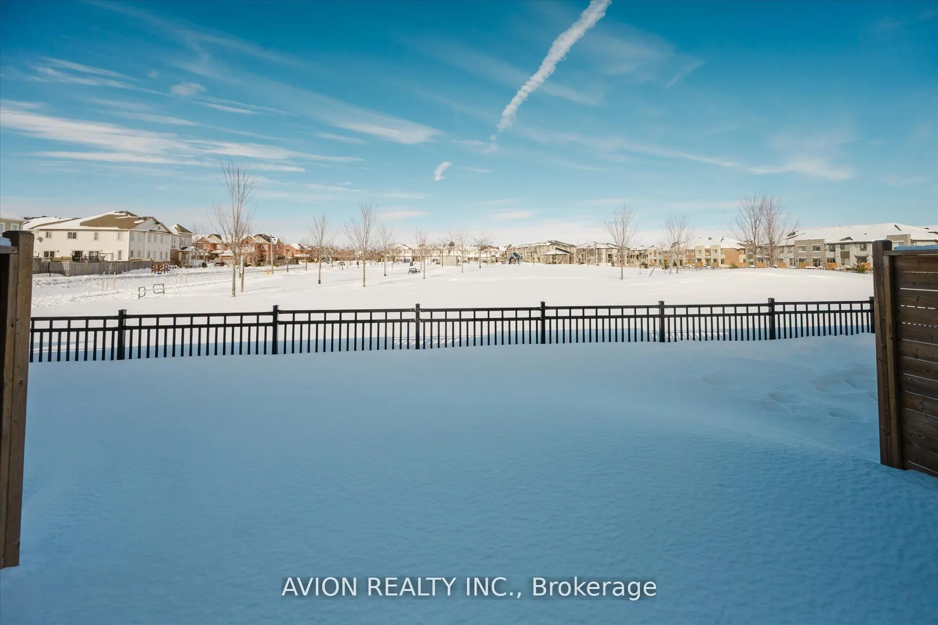 96 Donald Fleming Way N, #124
