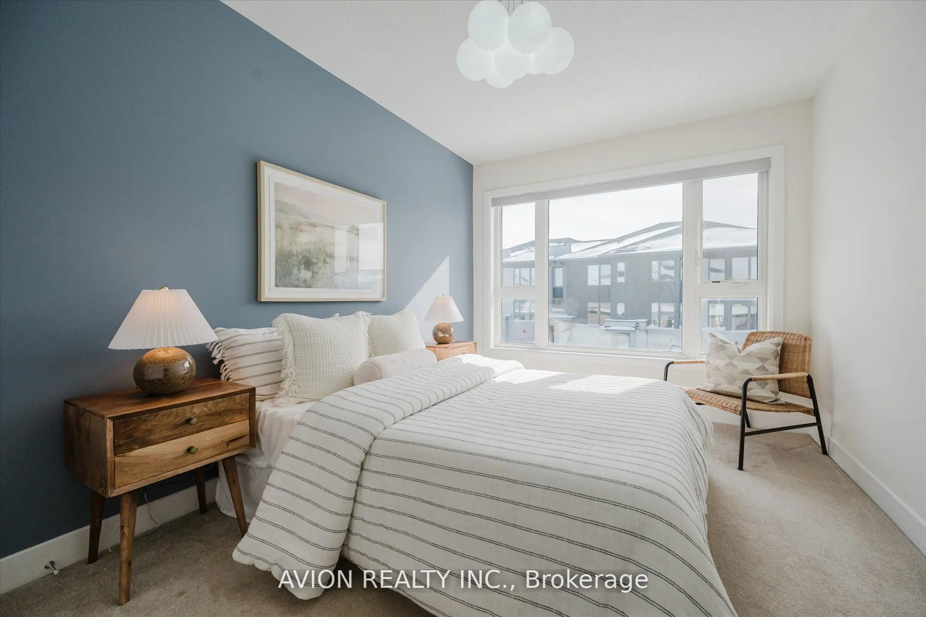 96 Donald Fleming Way N, #124