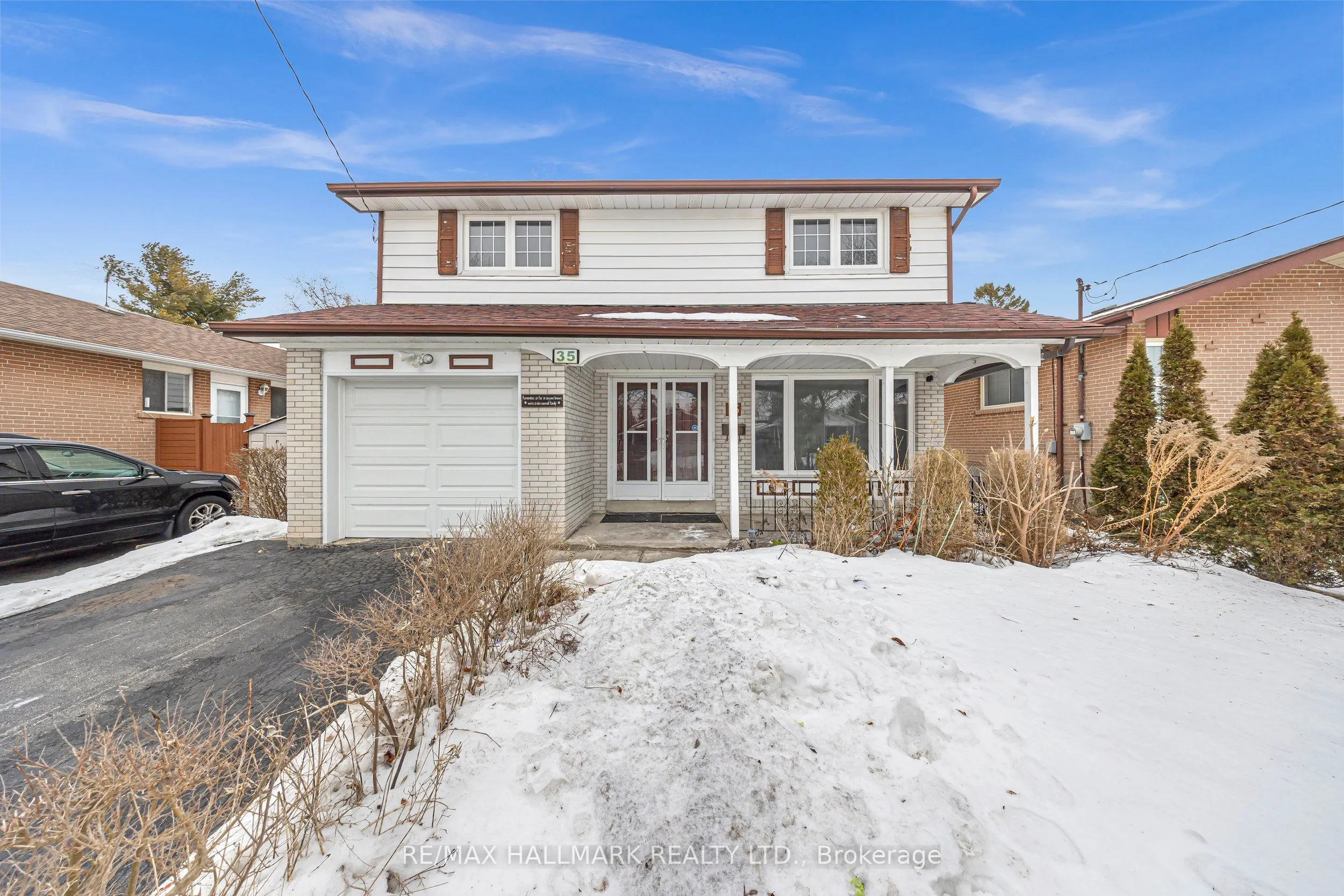 35 Rowallan Drive