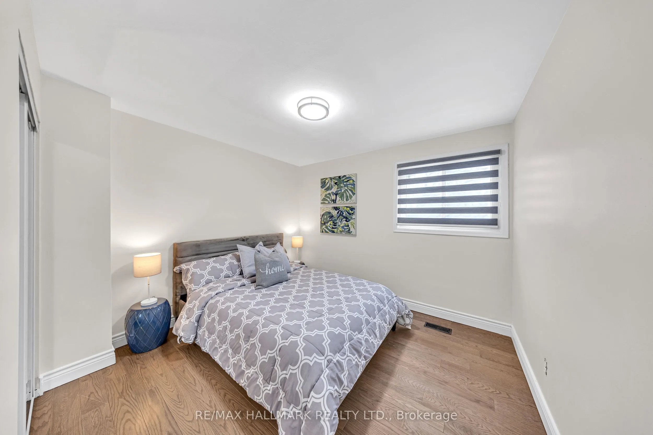 35 Rowallan Drive