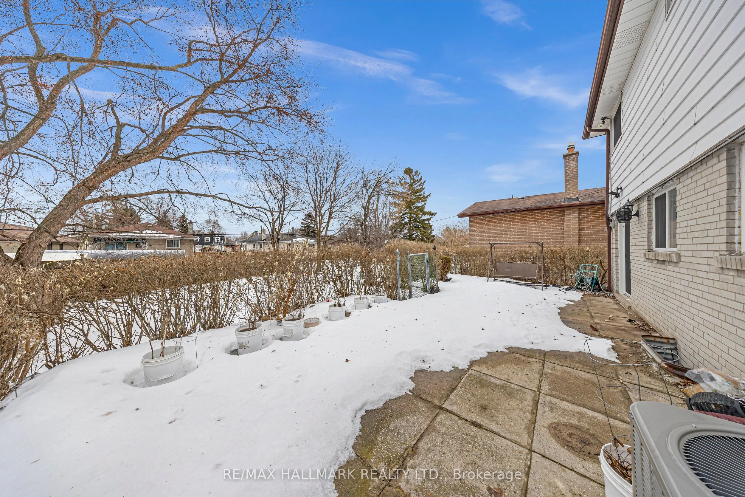 35 Rowallan Drive