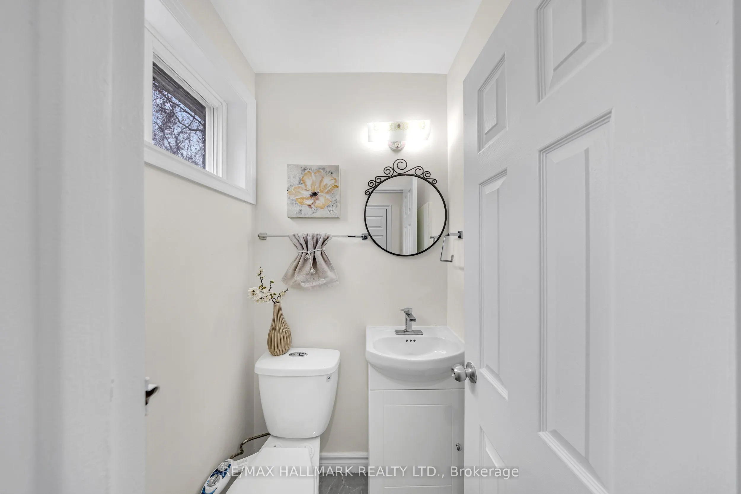 35 Rowallan Drive
