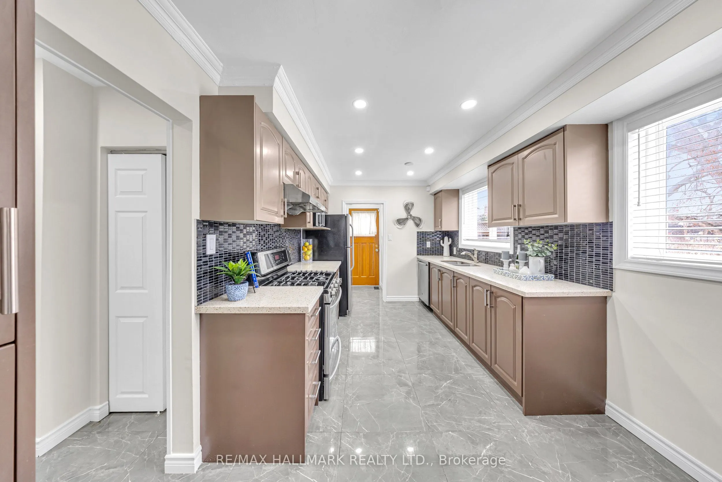 35 Rowallan Drive