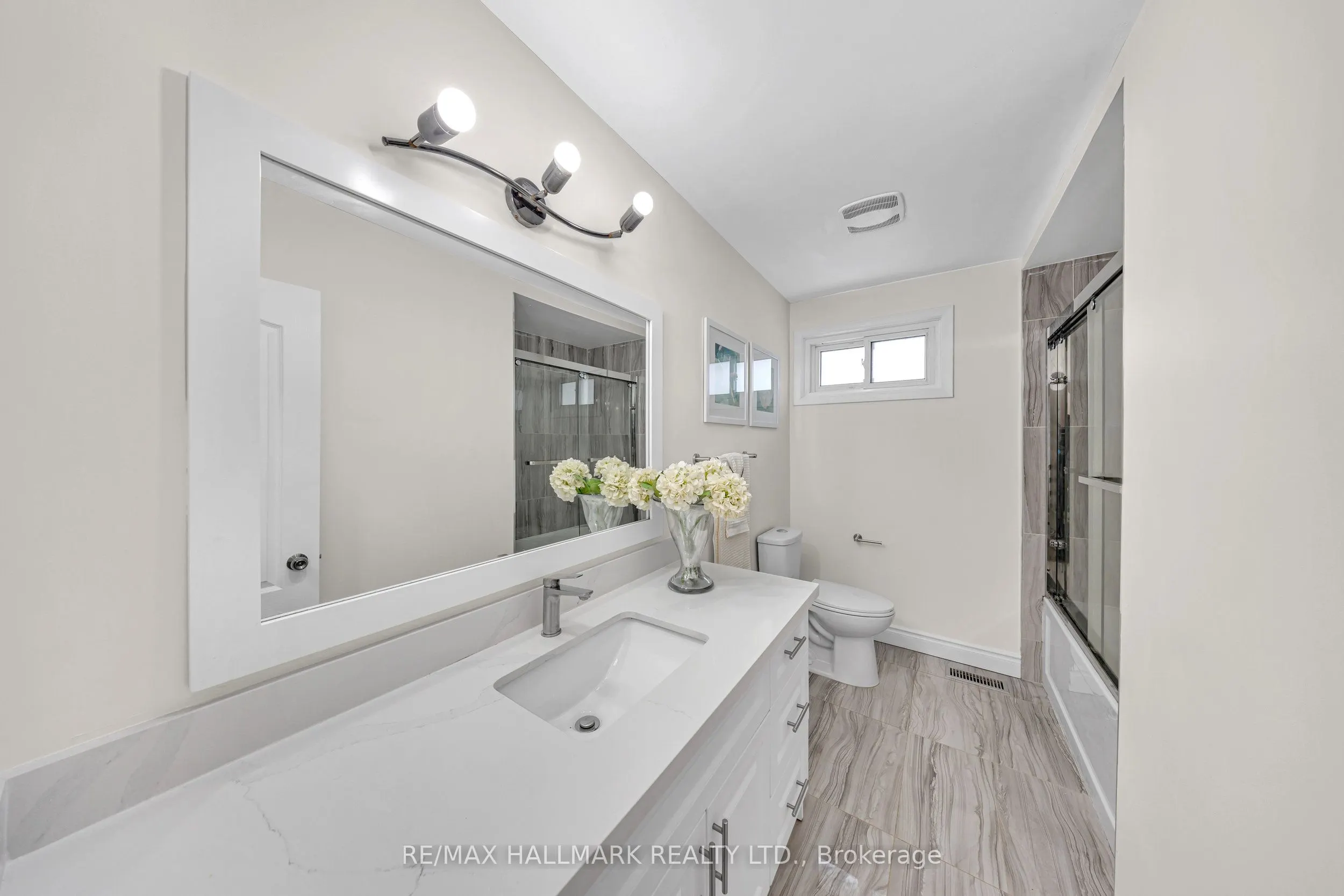 35 Rowallan Drive