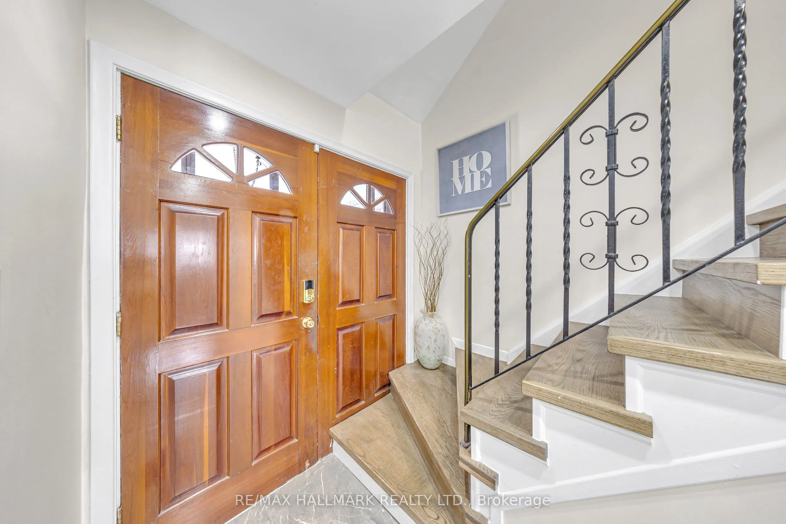35 Rowallan Drive