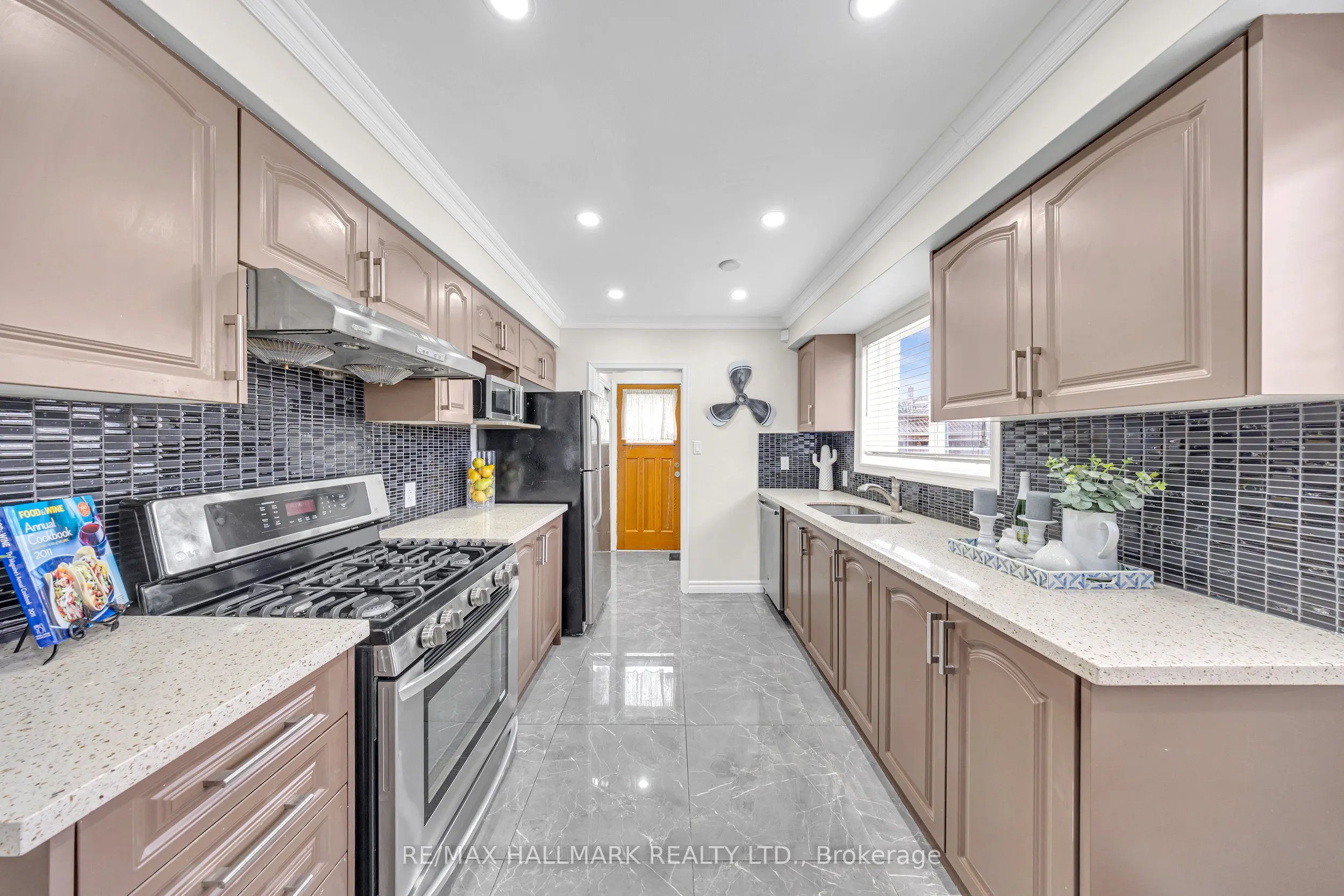 35 Rowallan Drive