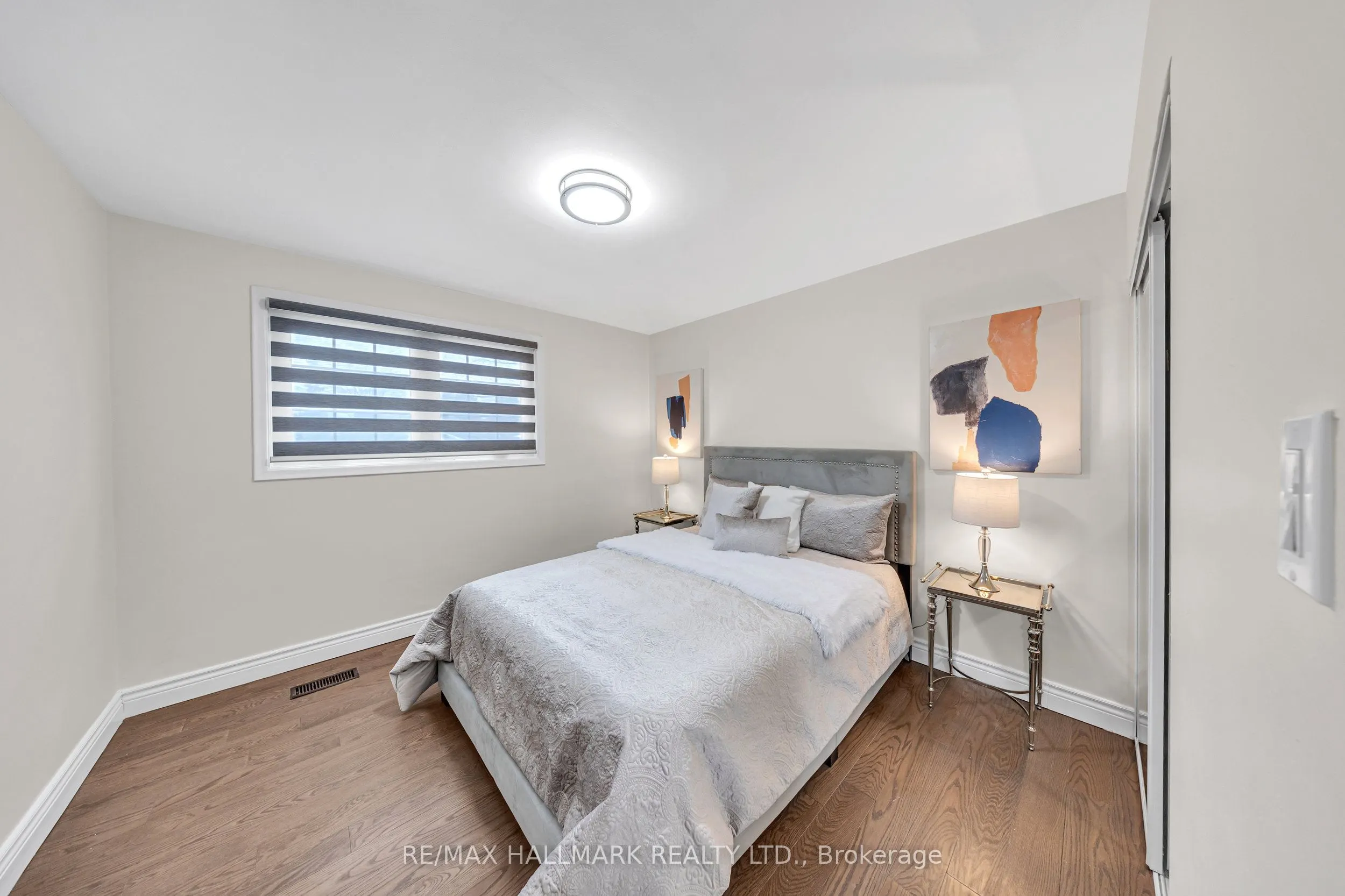 35 Rowallan Drive