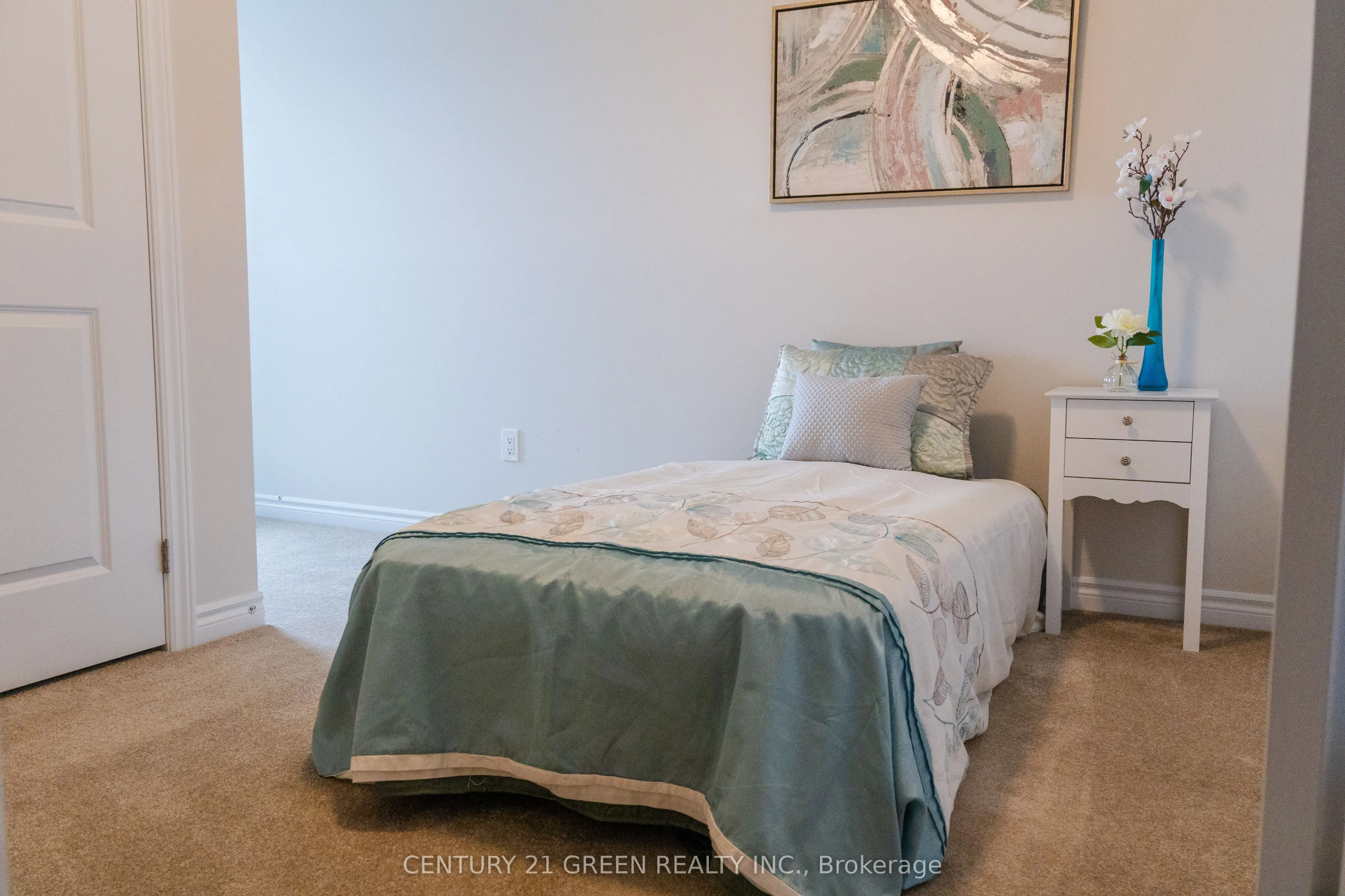 384 Okanagan Path