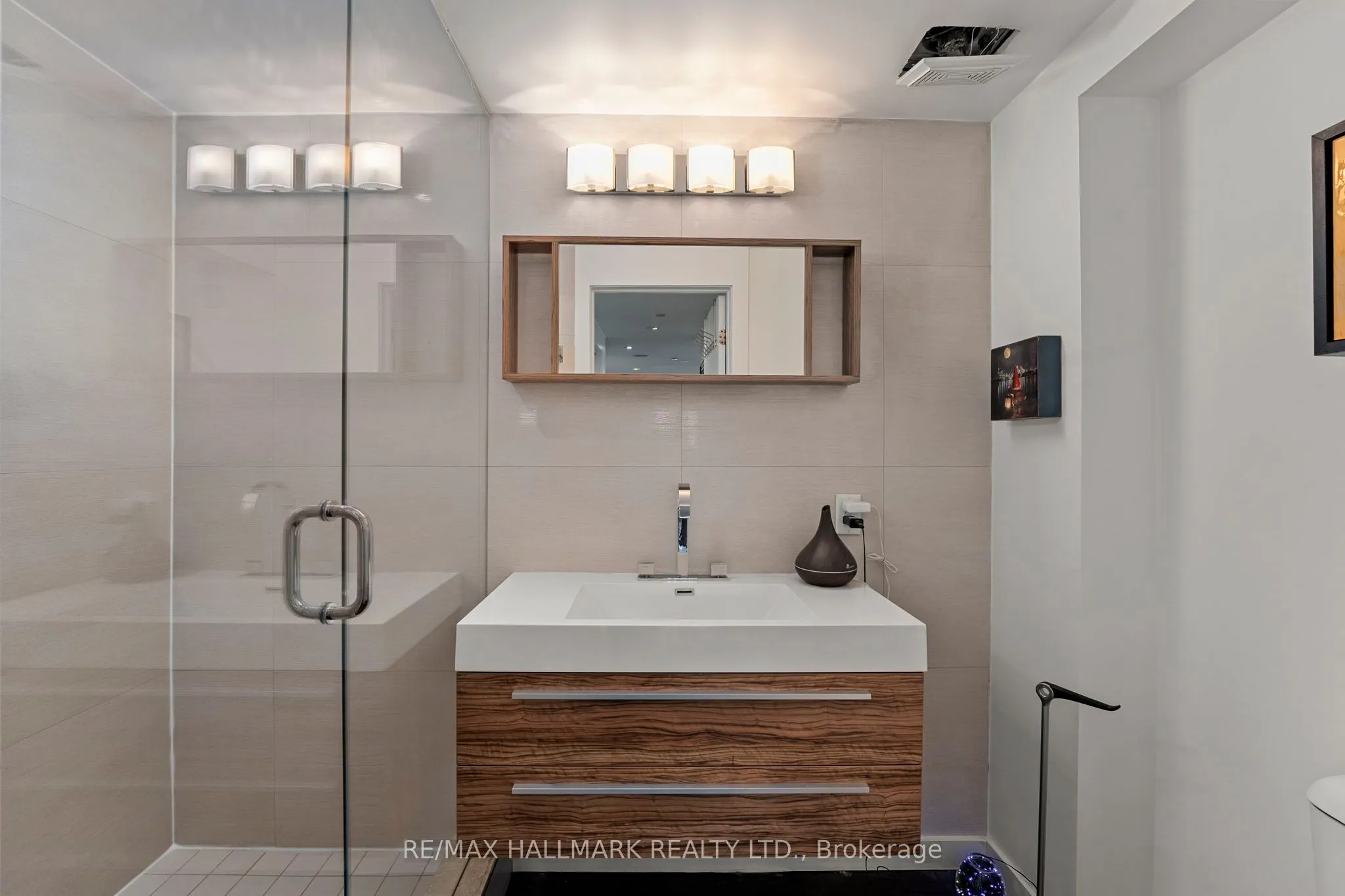 1173 Dundas Street E, #226