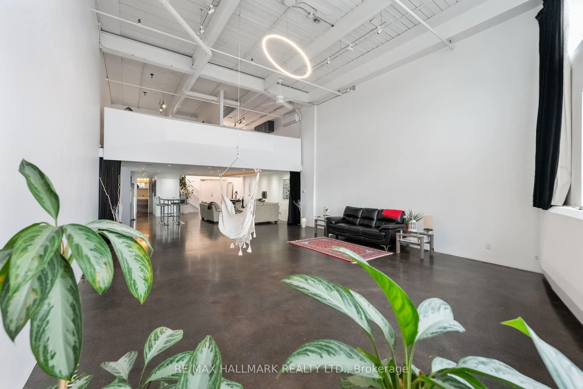 1173 Dundas Street E, #226