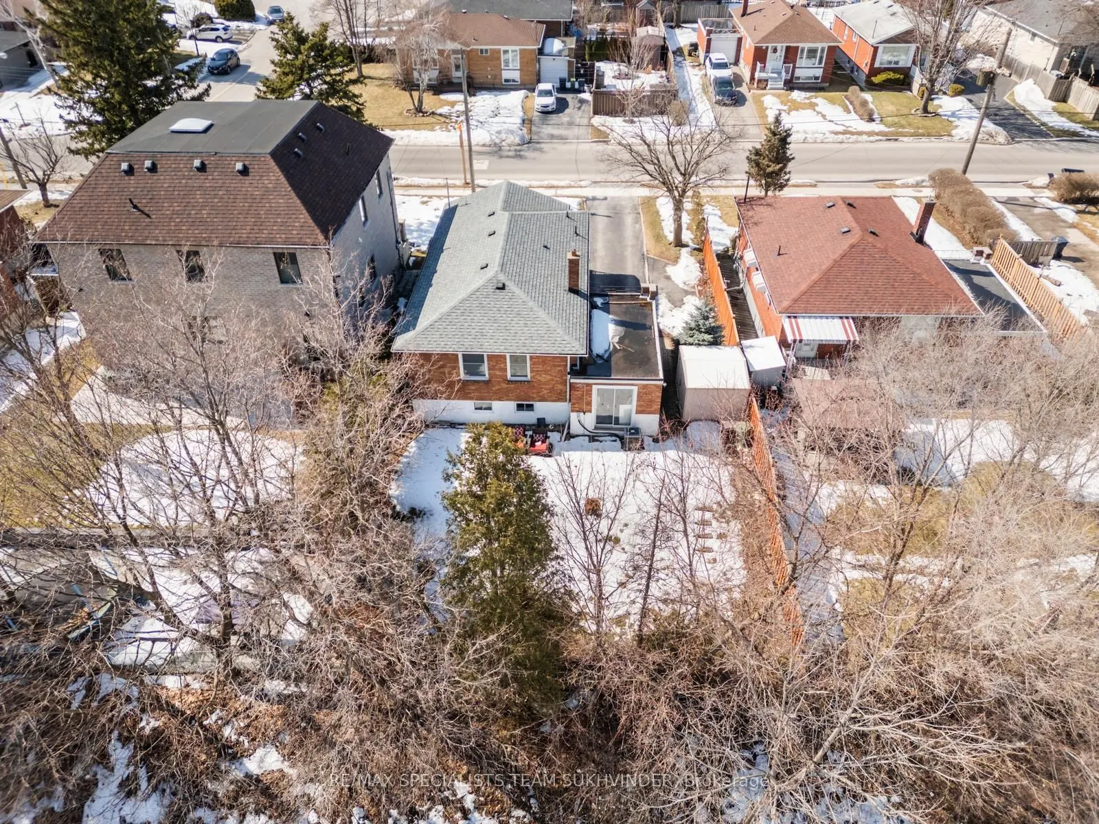 21 White Abbey Park