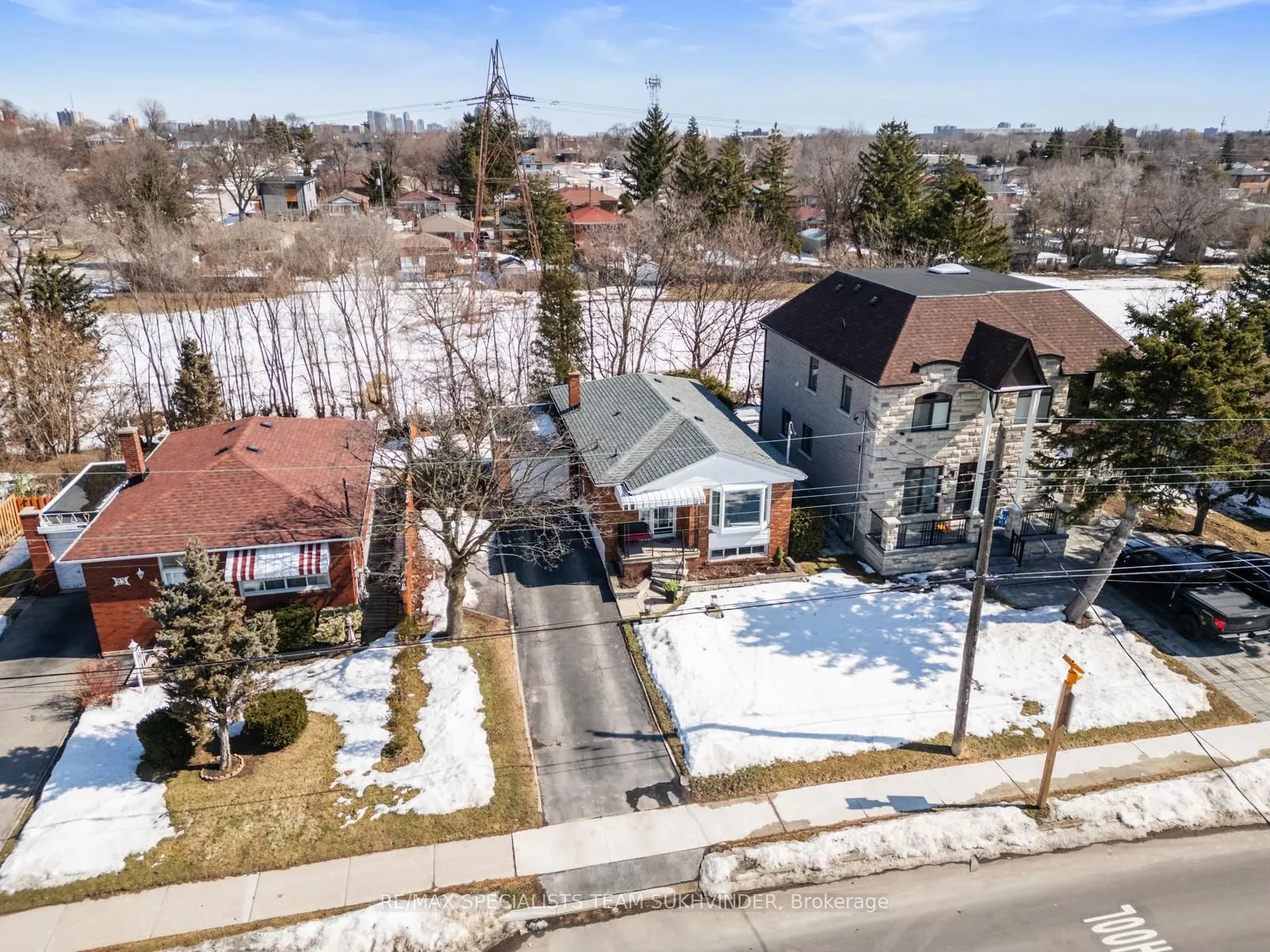 21 White Abbey Park