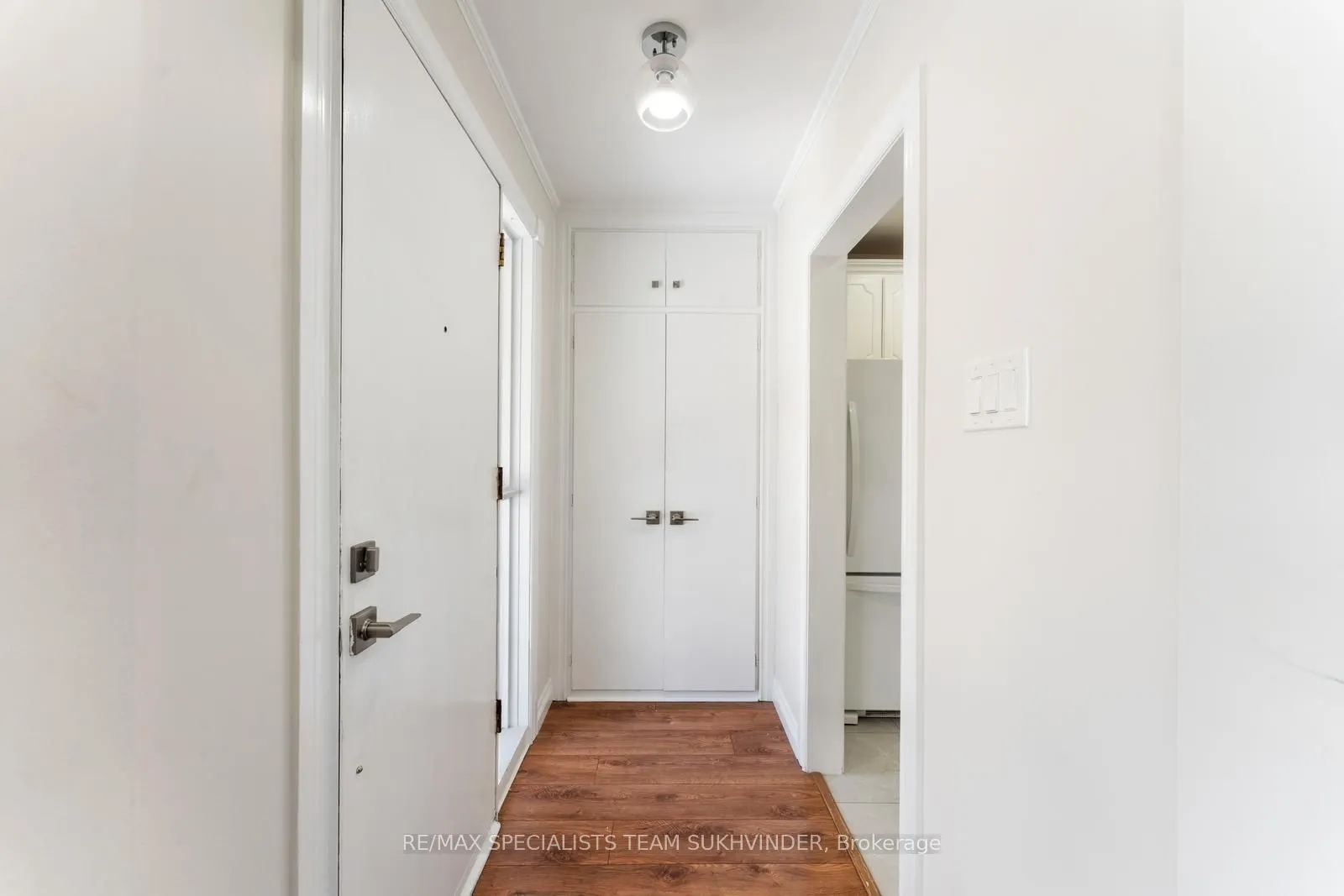 21 White Abbey Park