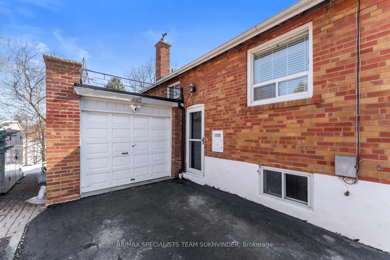 21 White Abbey Park