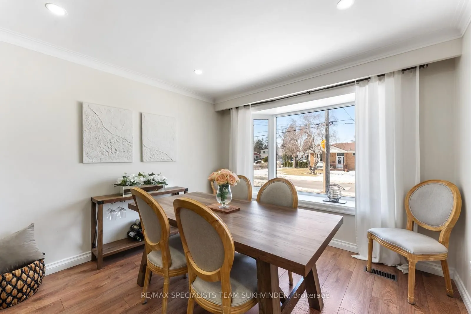 21 White Abbey Park
