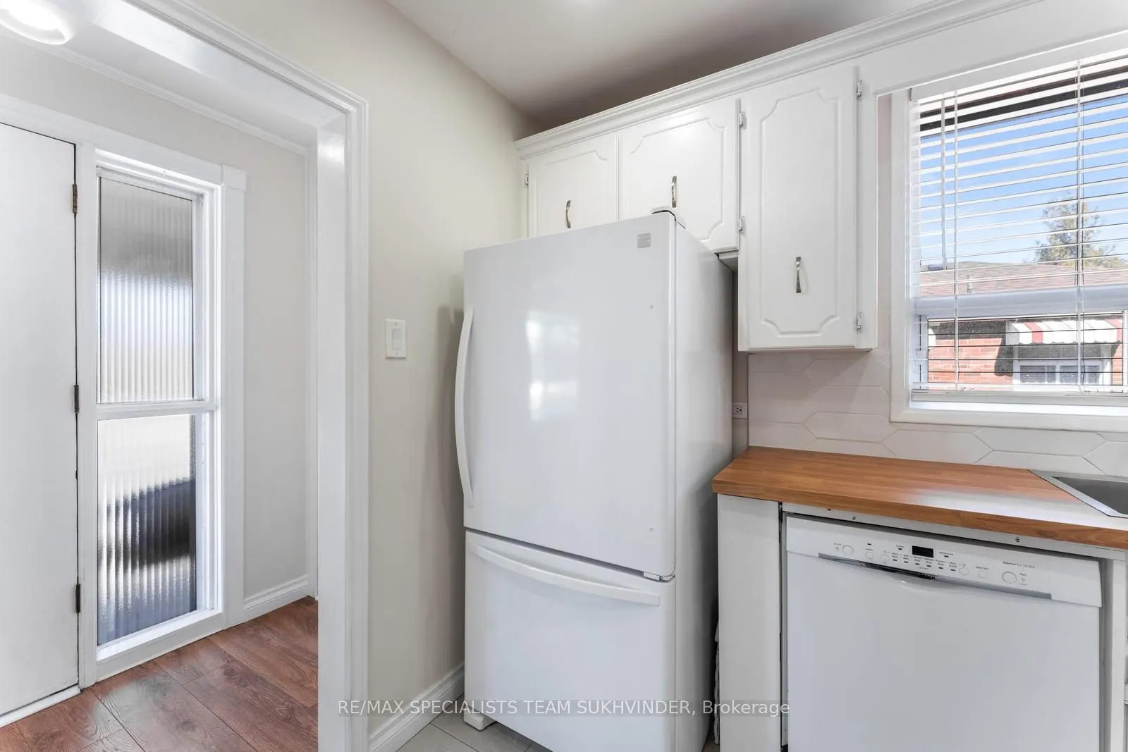 21 White Abbey Park